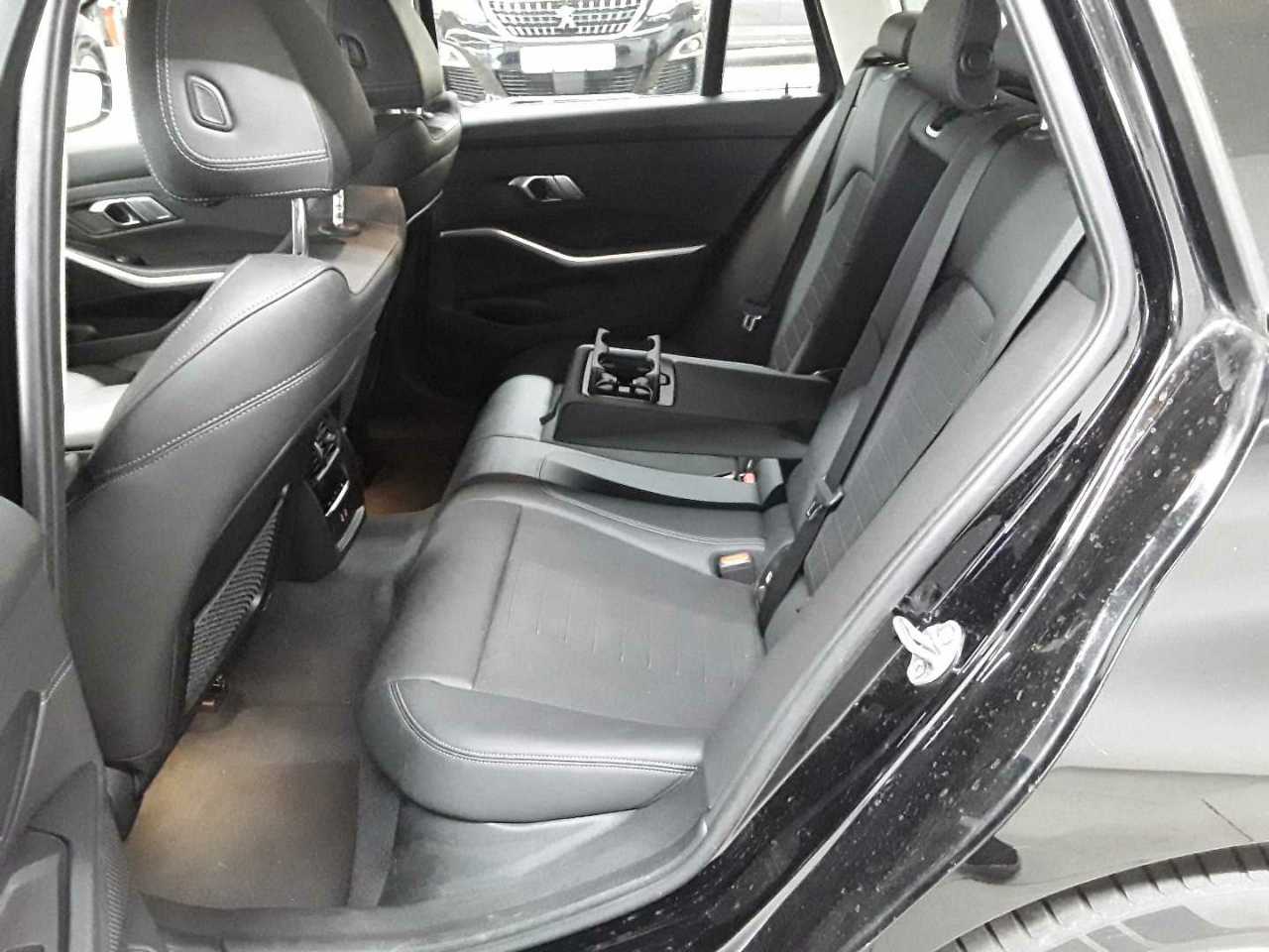 BMW 318d Touring Aut. 13