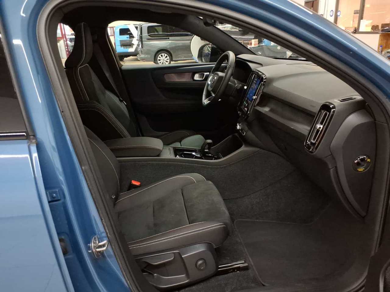 Volvo C40 Recharge Single Motor Plus 8