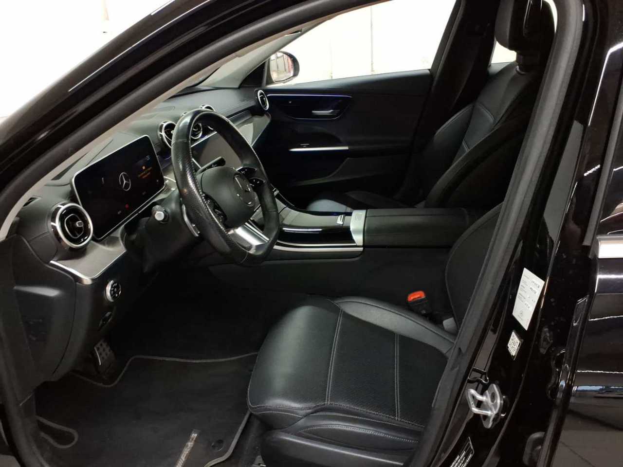 Mercedes-Benz C 300 4Matic T 9G-TRONIC AMG Line 7
