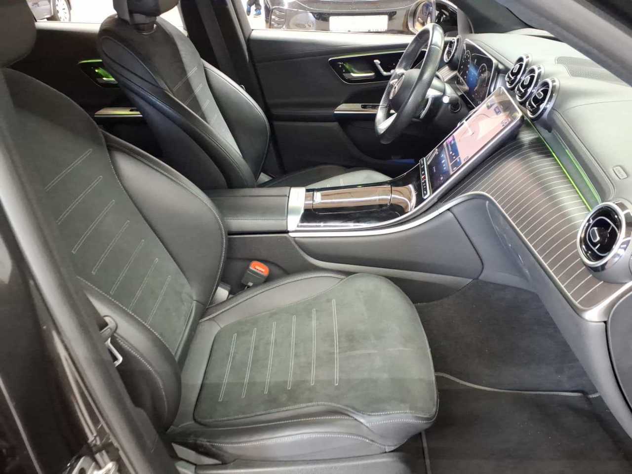 Mercedes-Benz GLC 220 d 4Matic 9G-TRONIC AMG Line Advanced 8