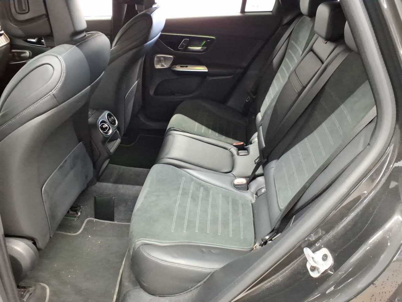 Mercedes-Benz GLC 220 d 4Matic 9G-TRONIC AMG Line Advanced 13
