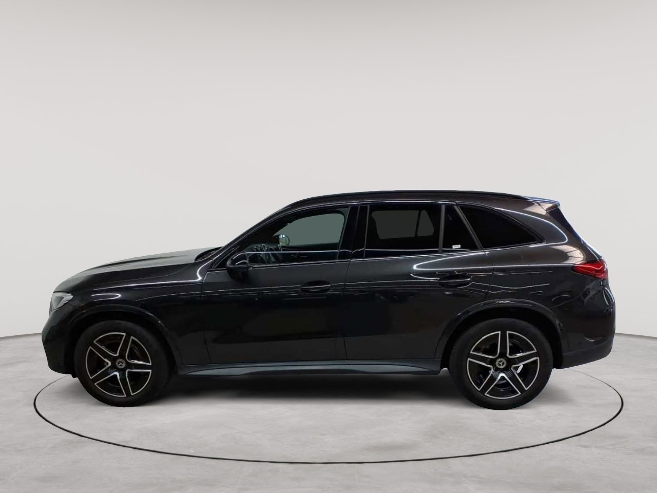 Mercedes-Benz GLC 220 d 4Matic 9G-TRONIC AMG Line Advanced 6