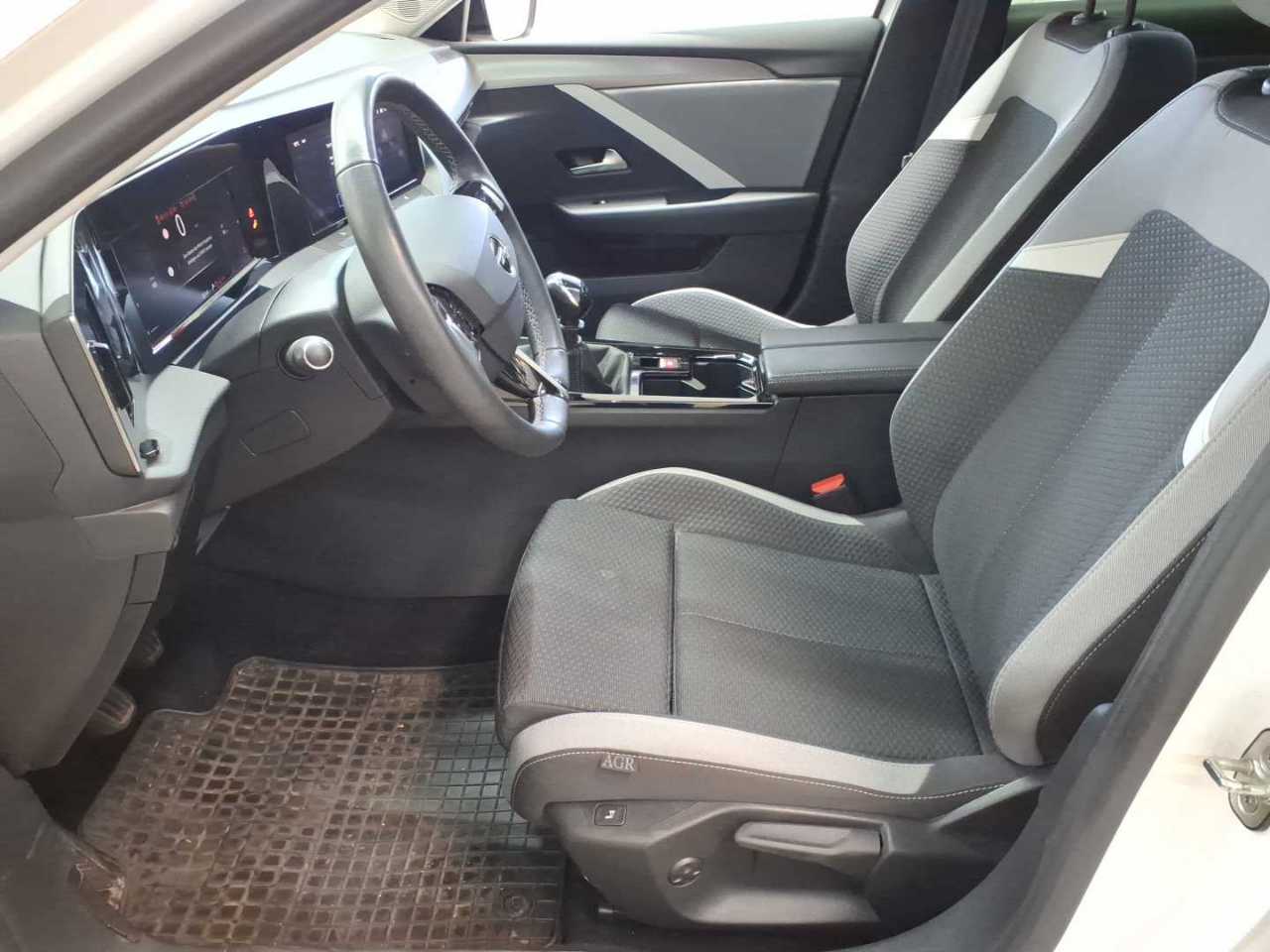 Opel Astra 1.2 Turbo Business Edition 7