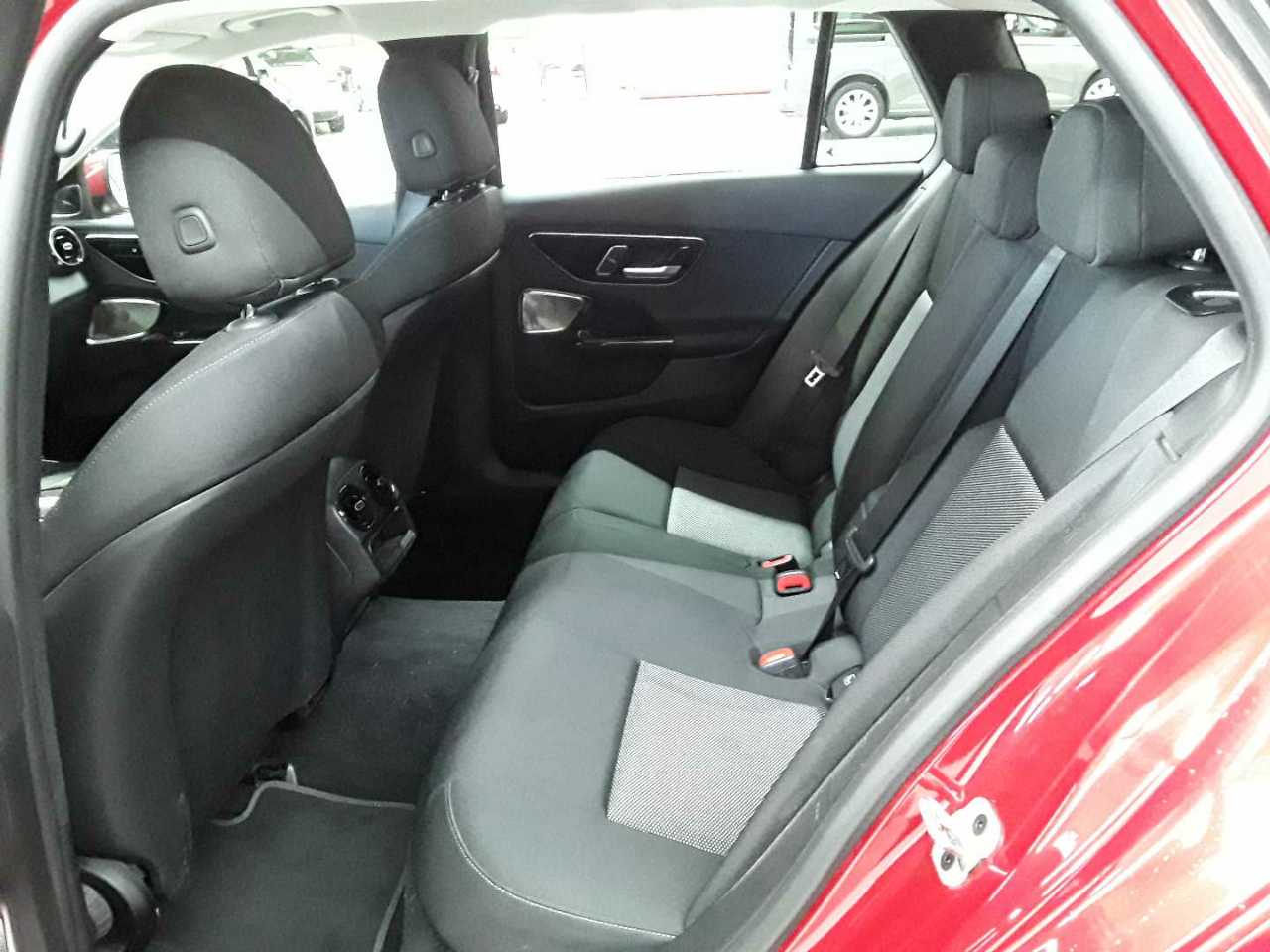 Mercedes-Benz C 300 e T 9G-TRONIC 13