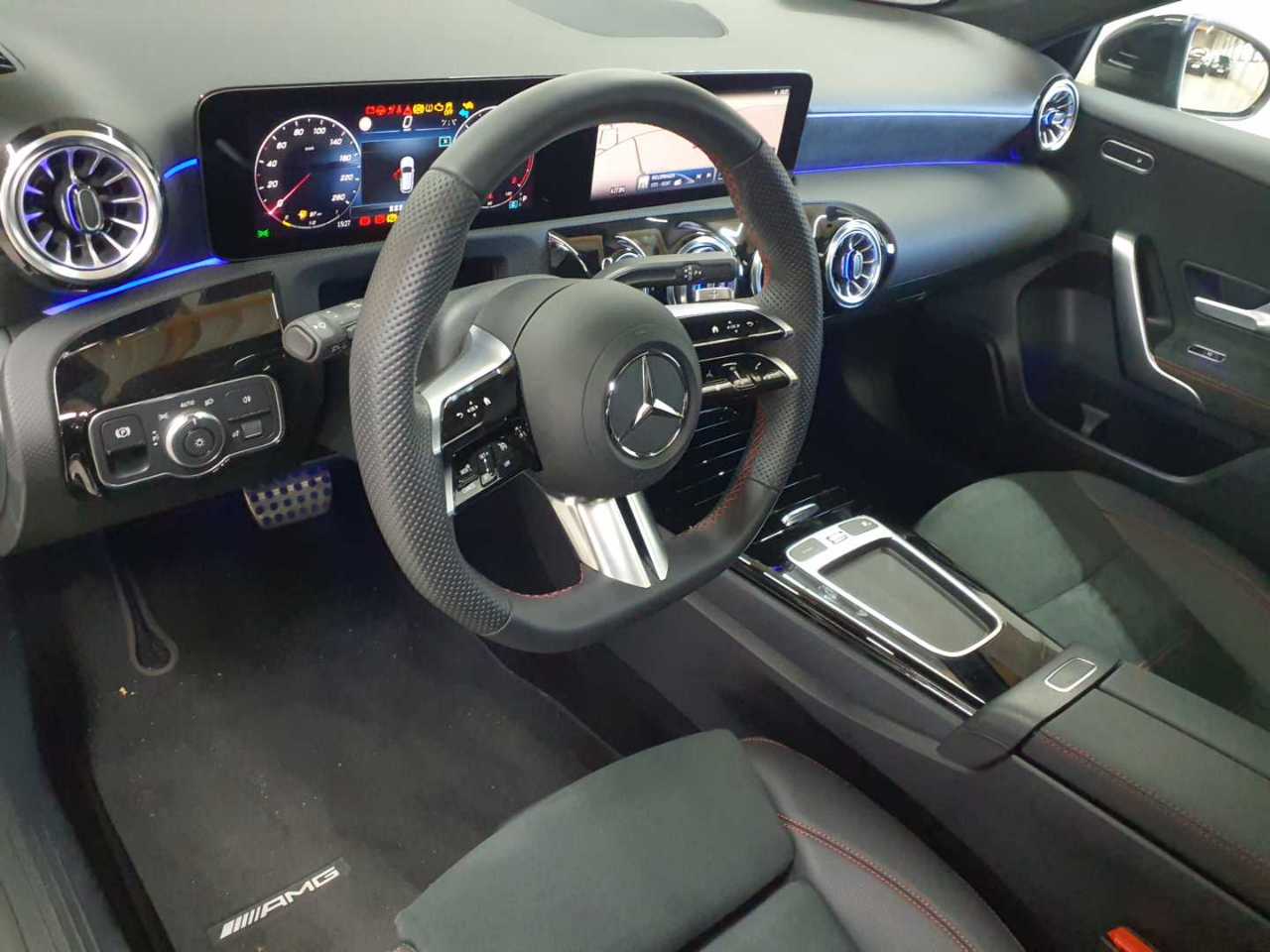Mercedes-Benz A 200 d 8G-DCT AMG Line Advanced Plus 9