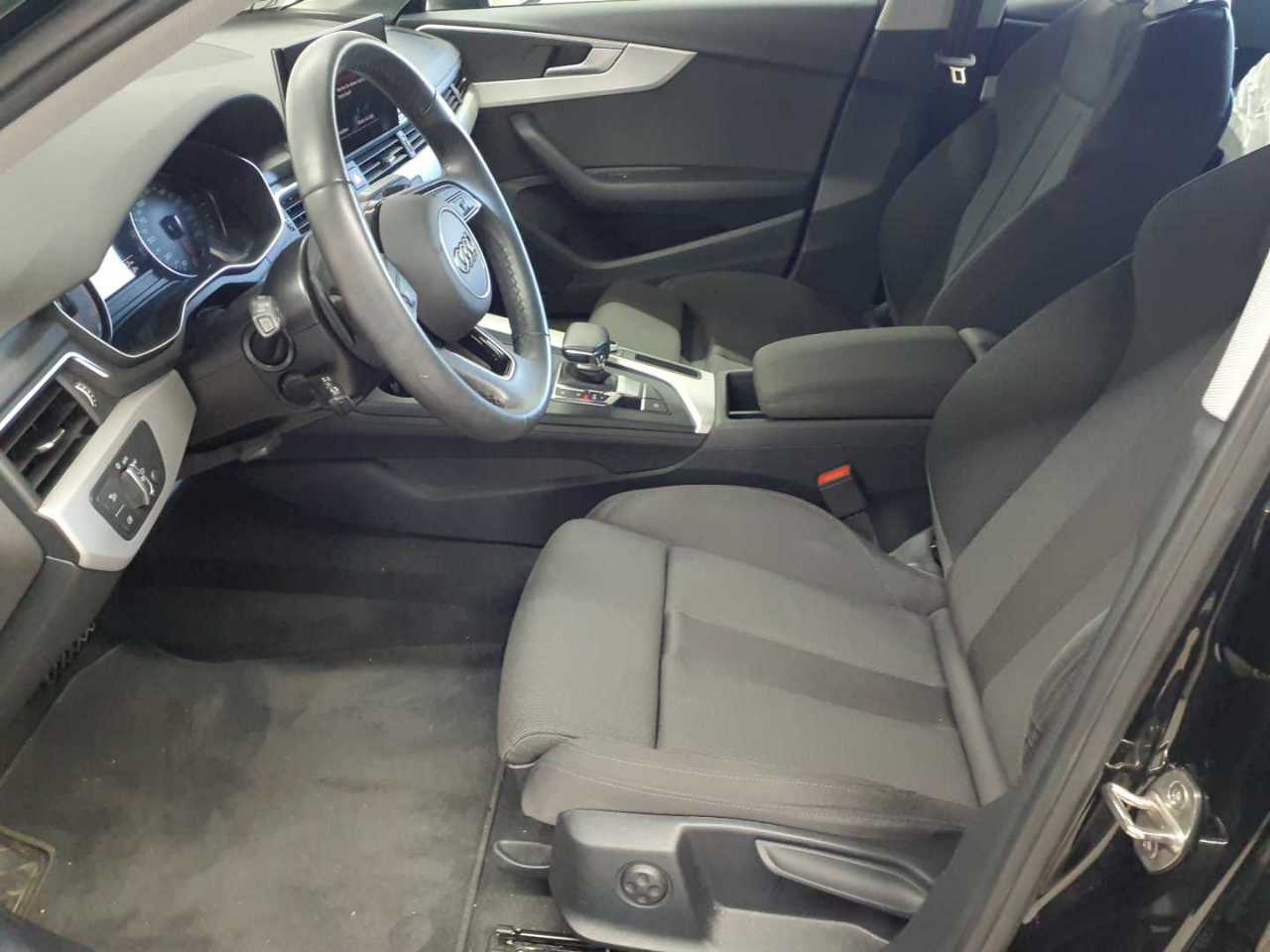 Audi A4 35 TDI S tronic 8