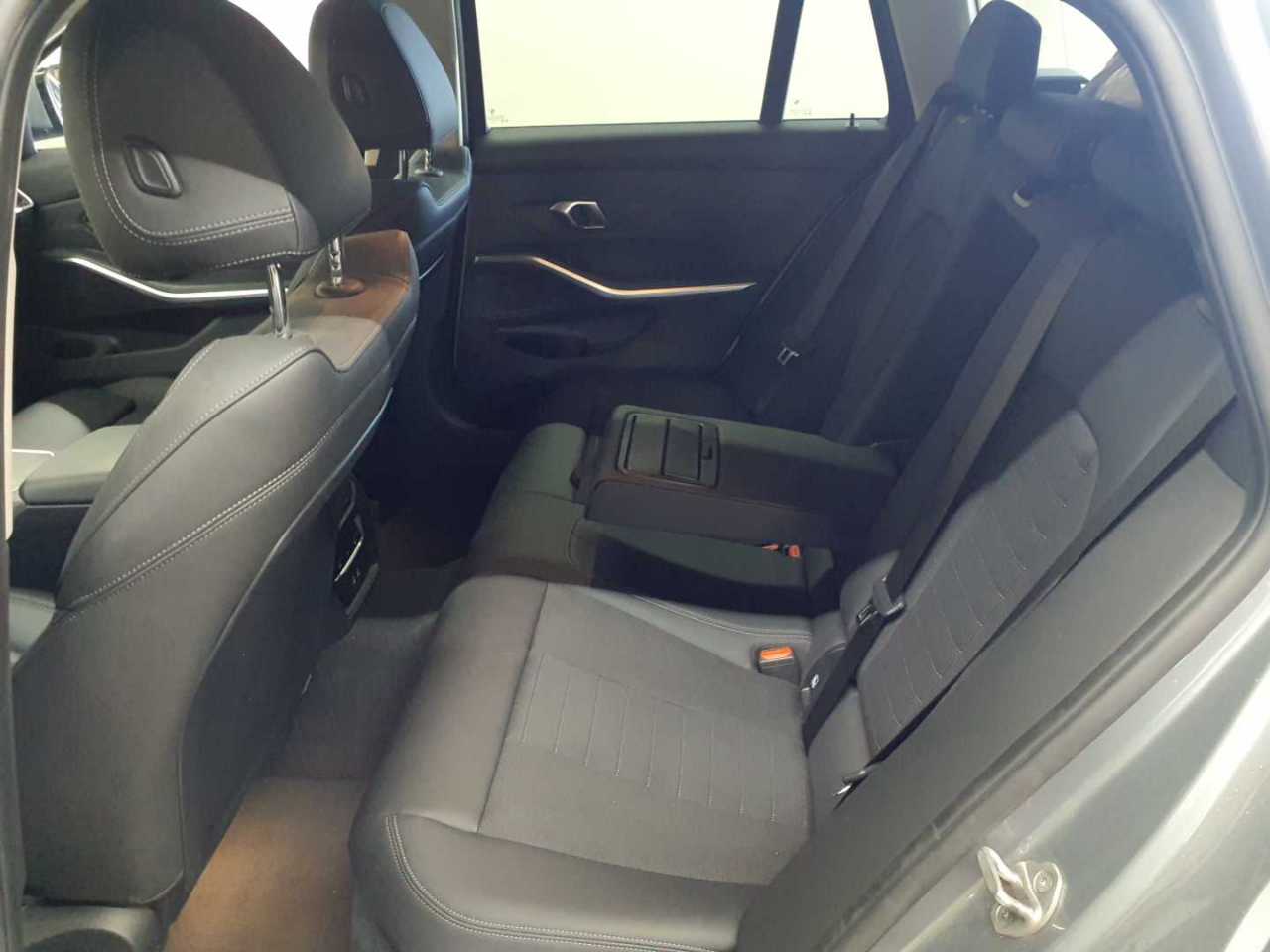 BMW 320d Touring Aut. 14