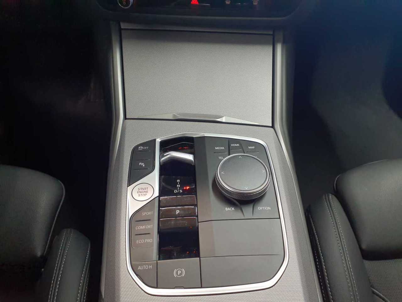 BMW 318d Touring Aut. 10