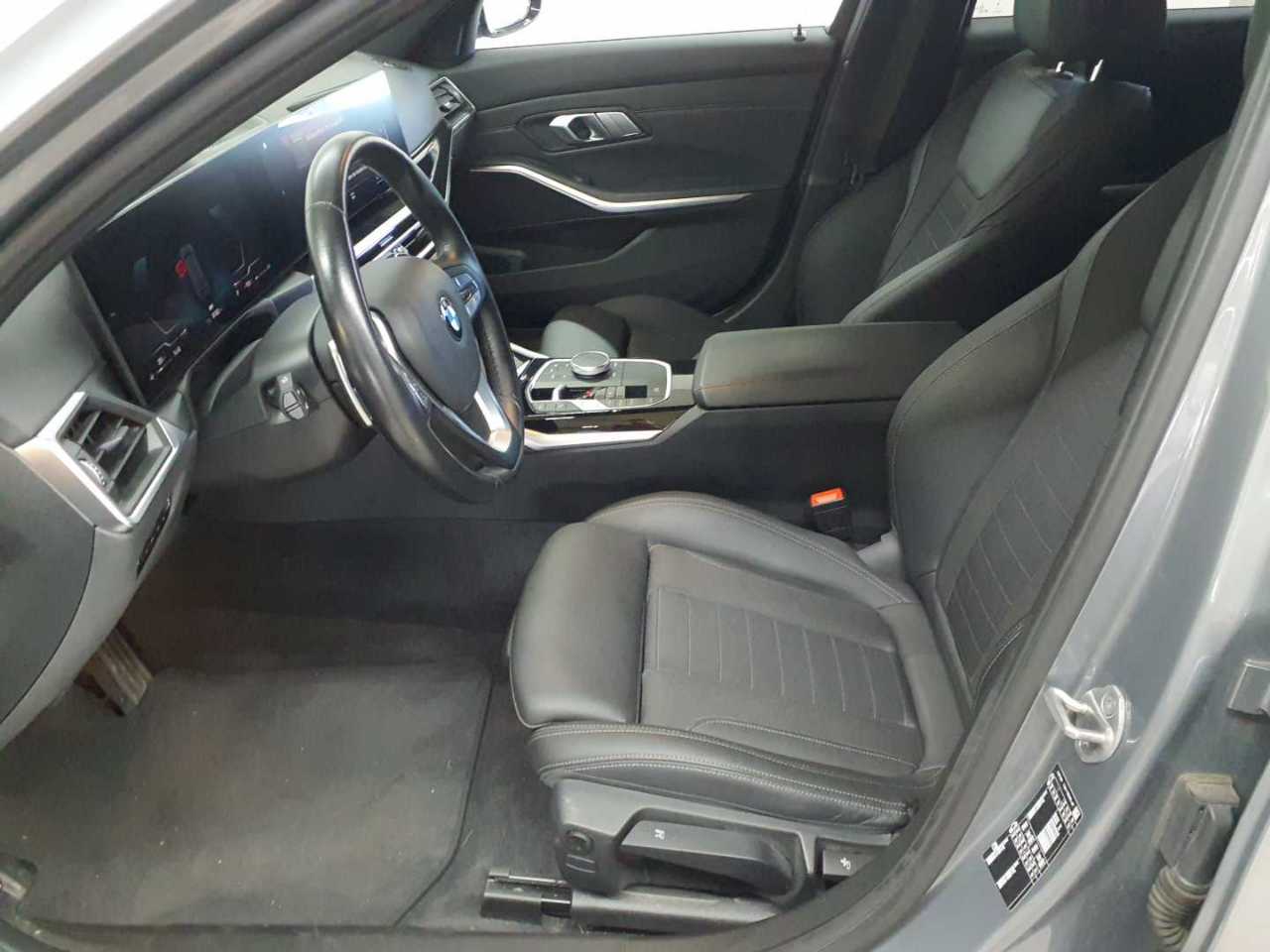 BMW 318d Touring Aut. 8