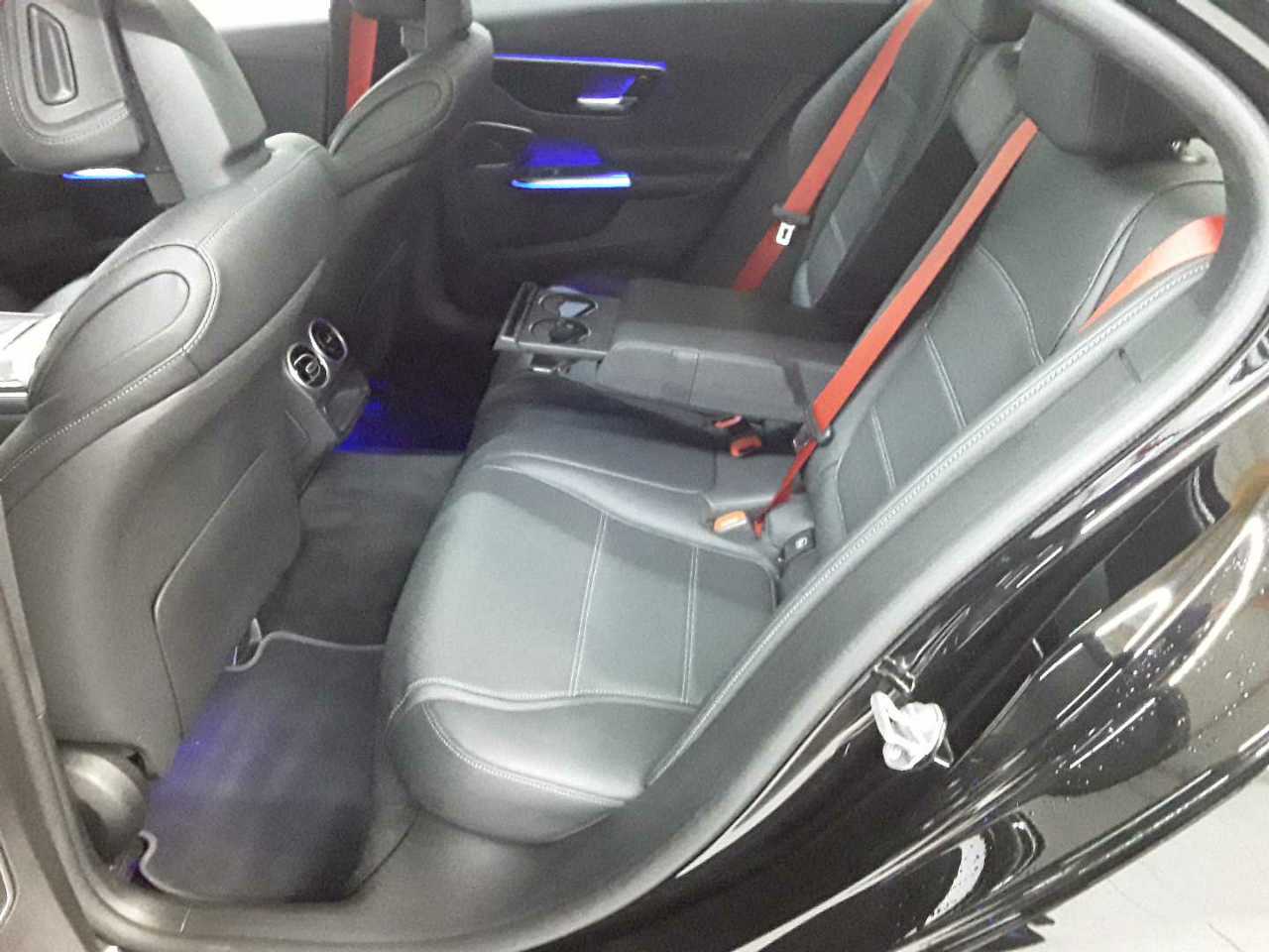 Mercedes-Benz C 300 d 9G-TRONIC 4Matic AMG Line 13