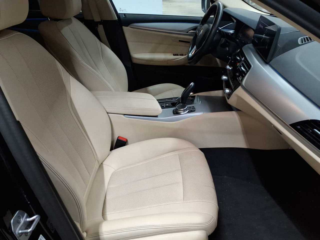 BMW 530e Touring Aut. 8