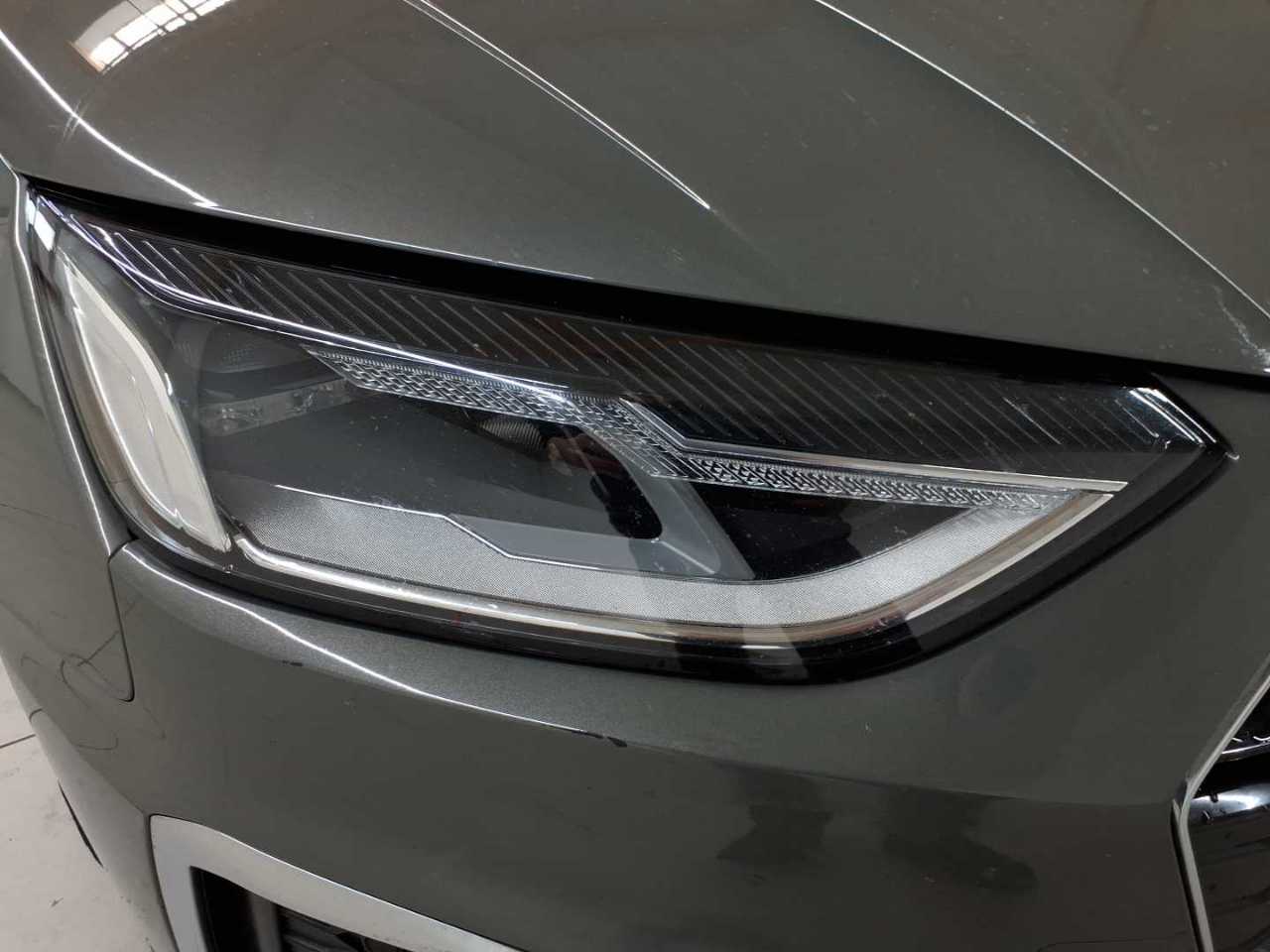 Audi A4 35 TDI S tronic S line 17