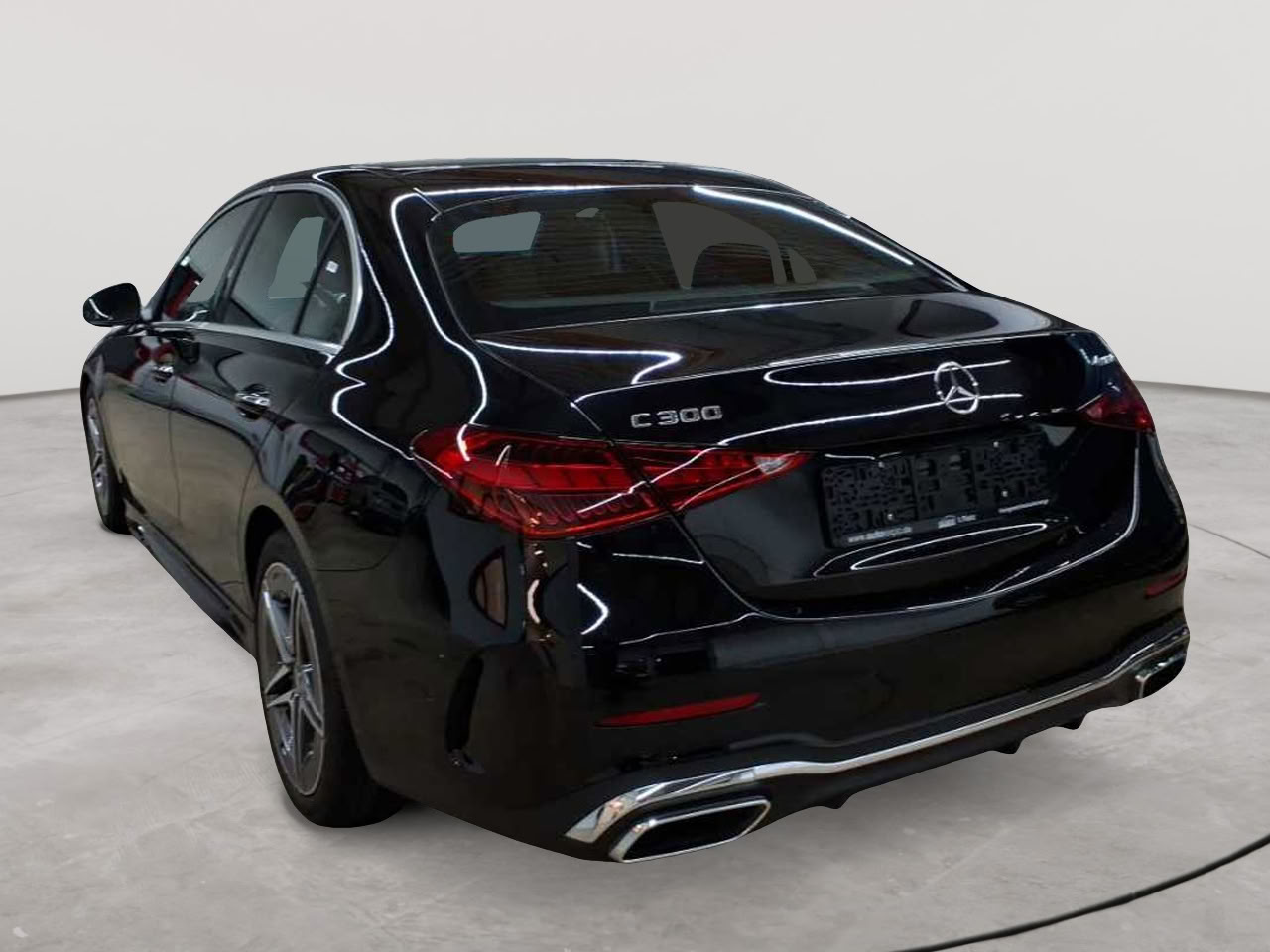 Mercedes-Benz C 300 4Matic 9G-TRONIC AMG Line 5