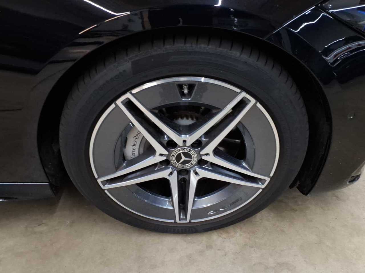 Mercedes-Benz C 300 4Matic 9G-TRONIC AMG Line 16