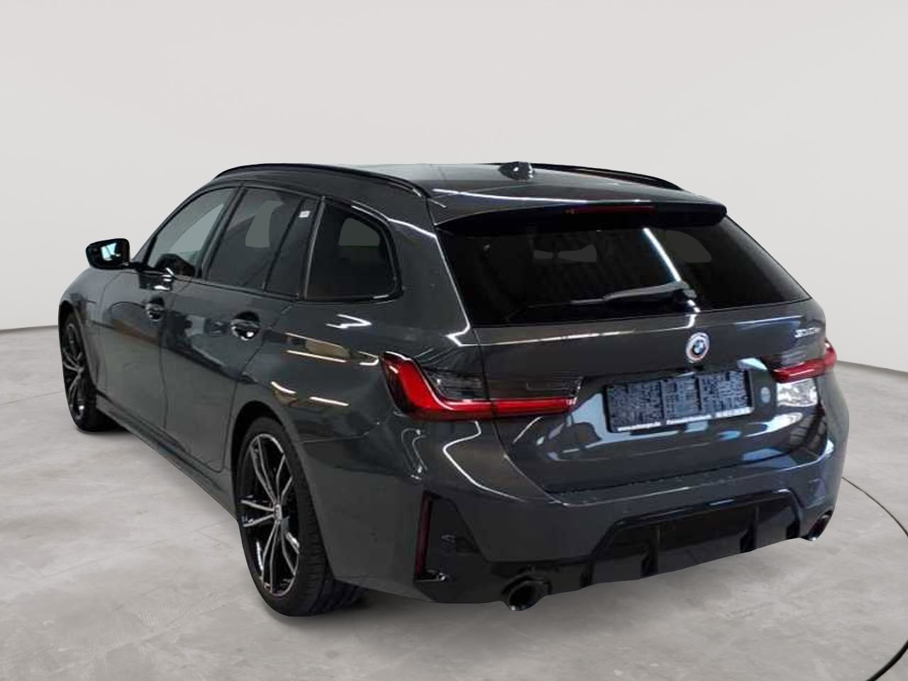 BMW 330e Touring Aut. 5