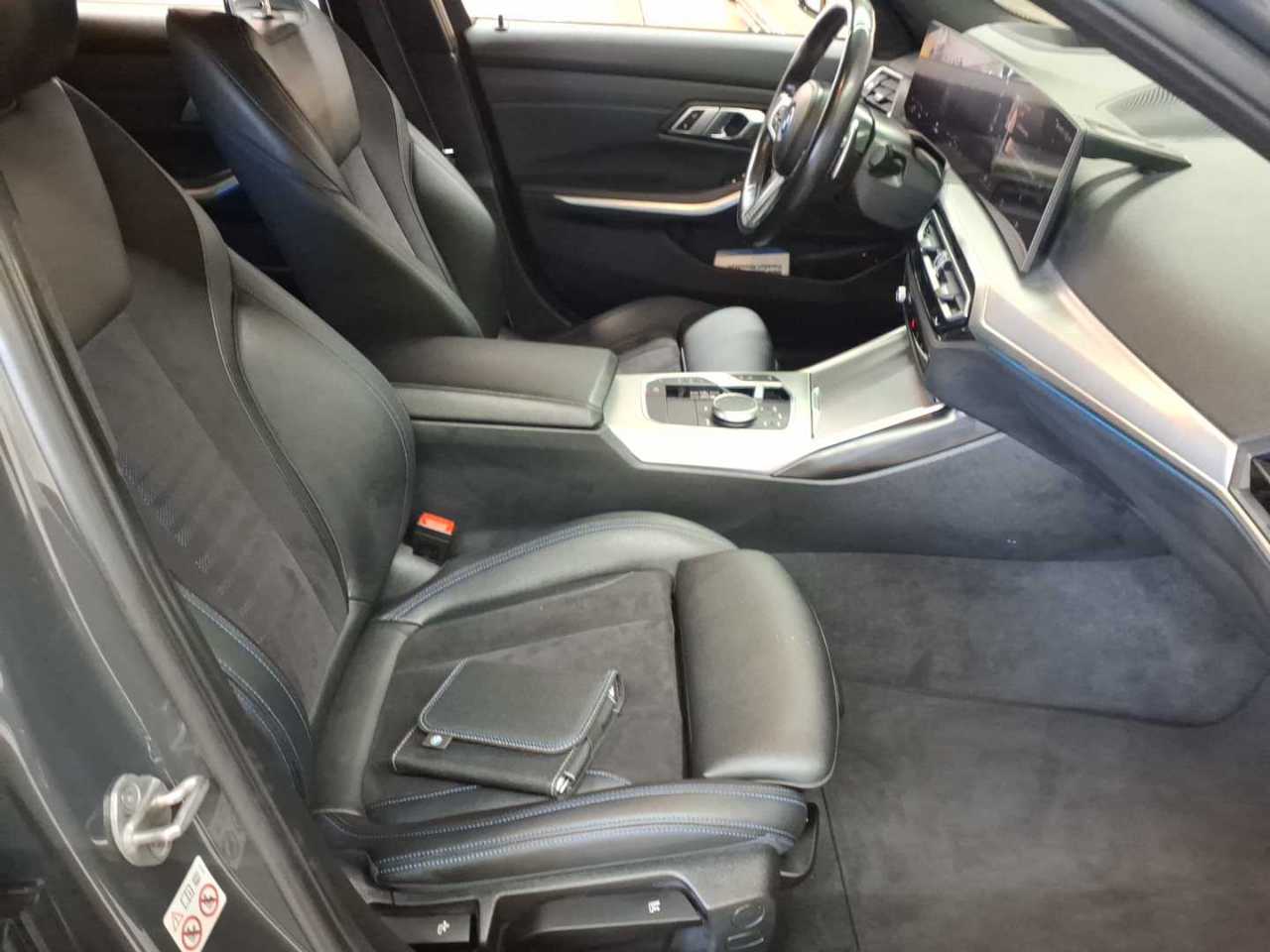BMW 330e Touring Aut. 8