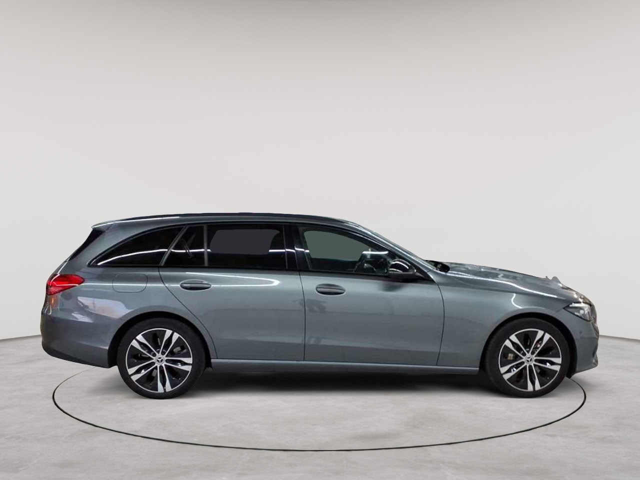 Mercedes-Benz C 300 e T 9G-TRONIC 3