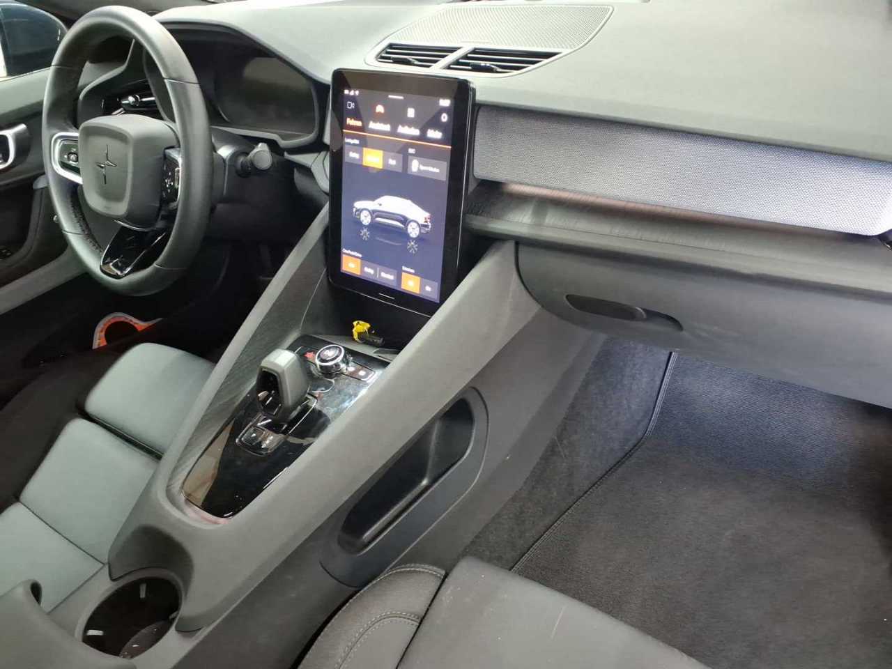 Polestar 2 Single Motor 82kWh Plus 9