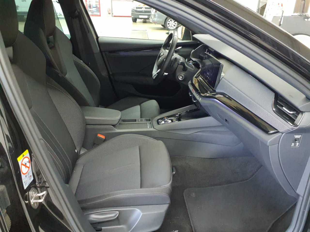 Skoda Octavia Combi 2.0 TDI DSG Sportline 7