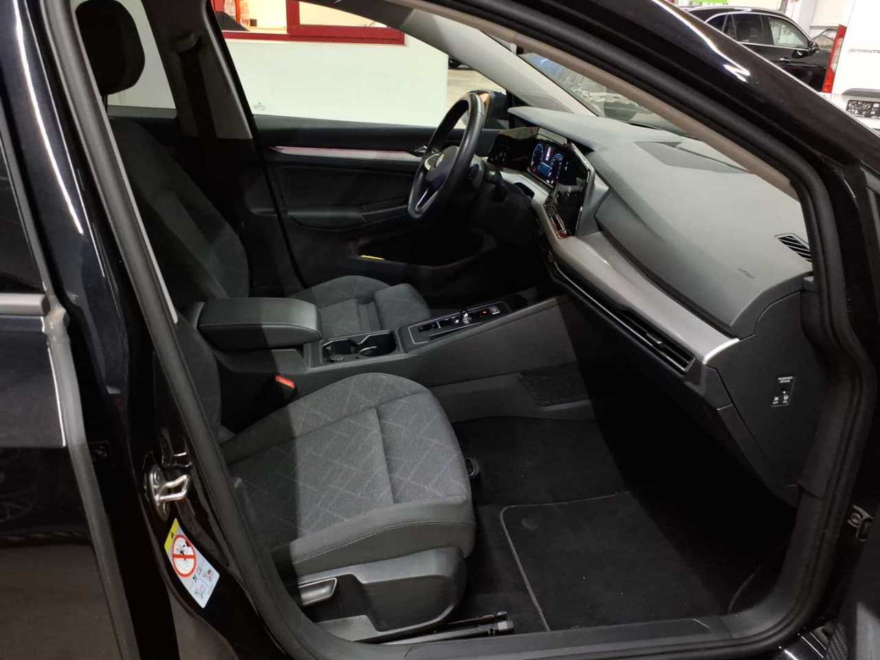 Volkswagen Golf Variant 2.0 TDI SCR DSG Life 8