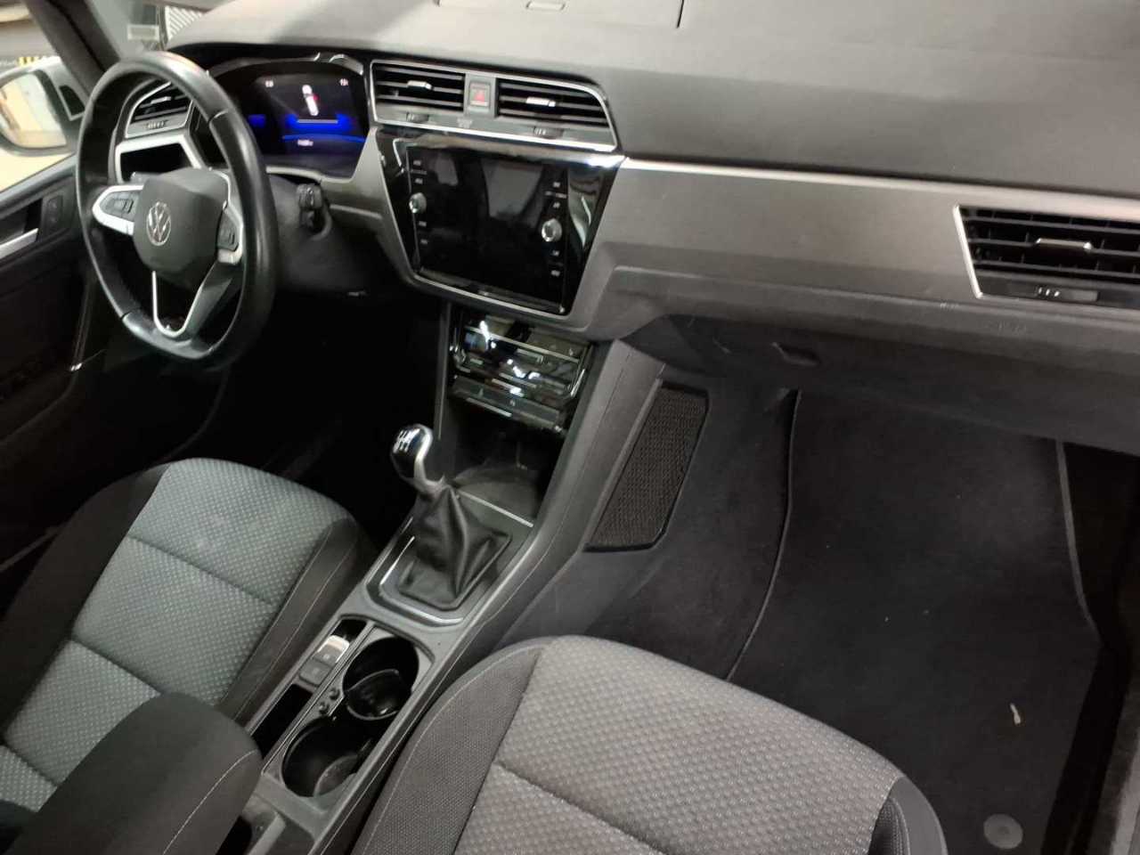Volkswagen Touran 2.0 TDI SCR Comfortline 9