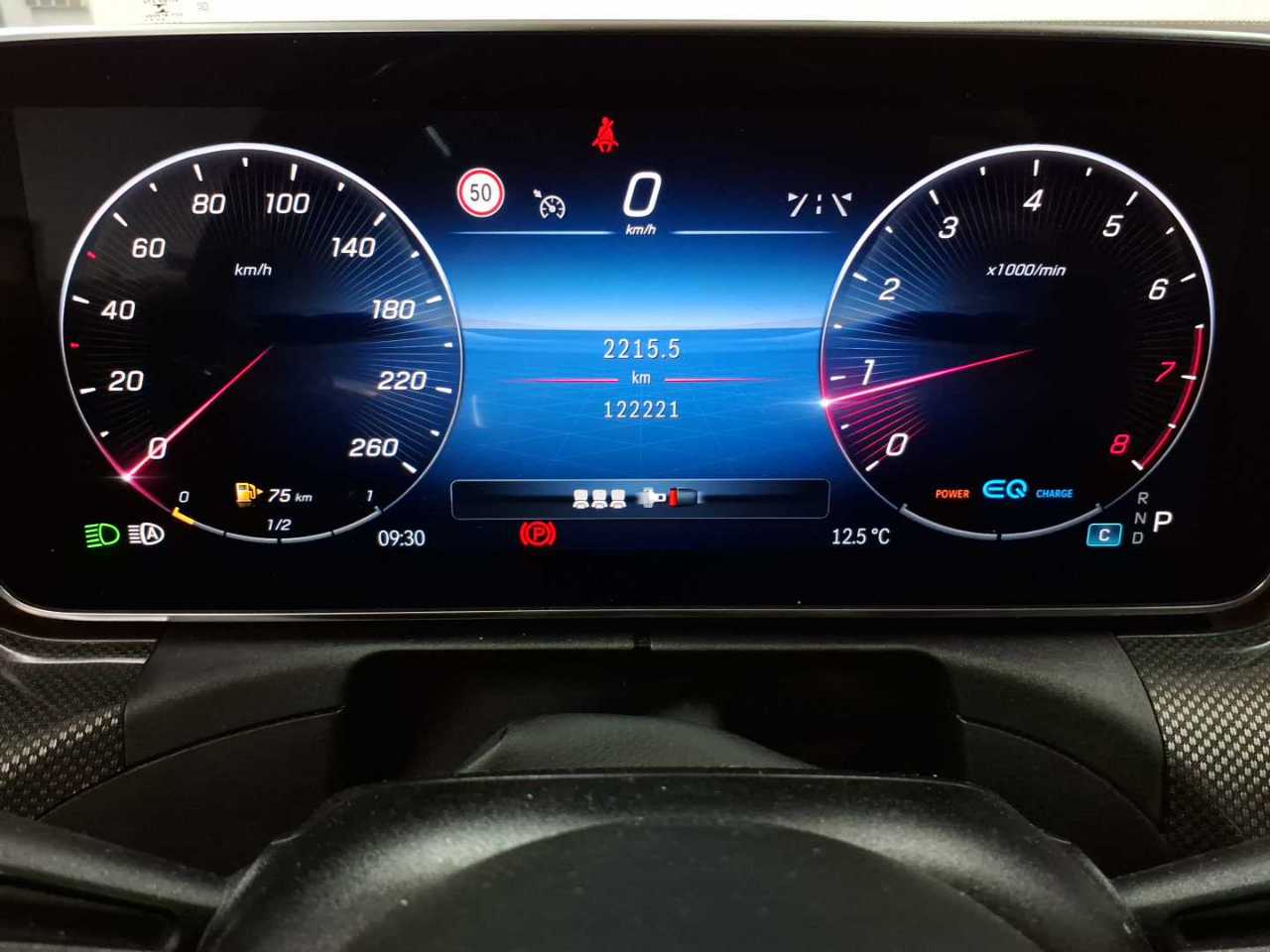 Mercedes-Benz C 180 9G-TRONIC AMG Line 11