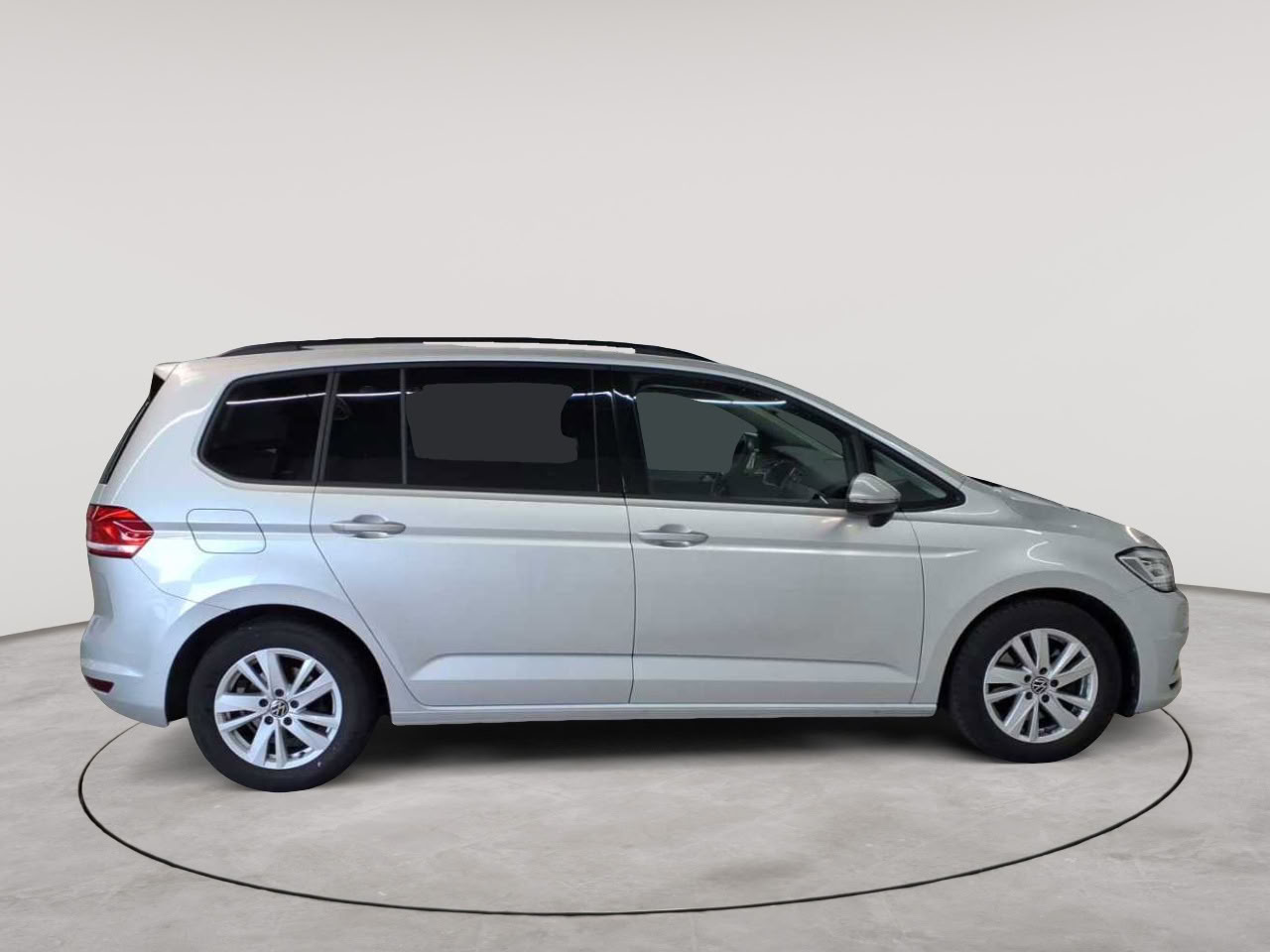 Volkswagen Touran 2.0 TDI SCR DSG Comfortline 3