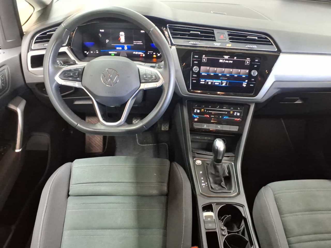 Volkswagen Touran 2.0 TDI SCR DSG Comfortline 10
