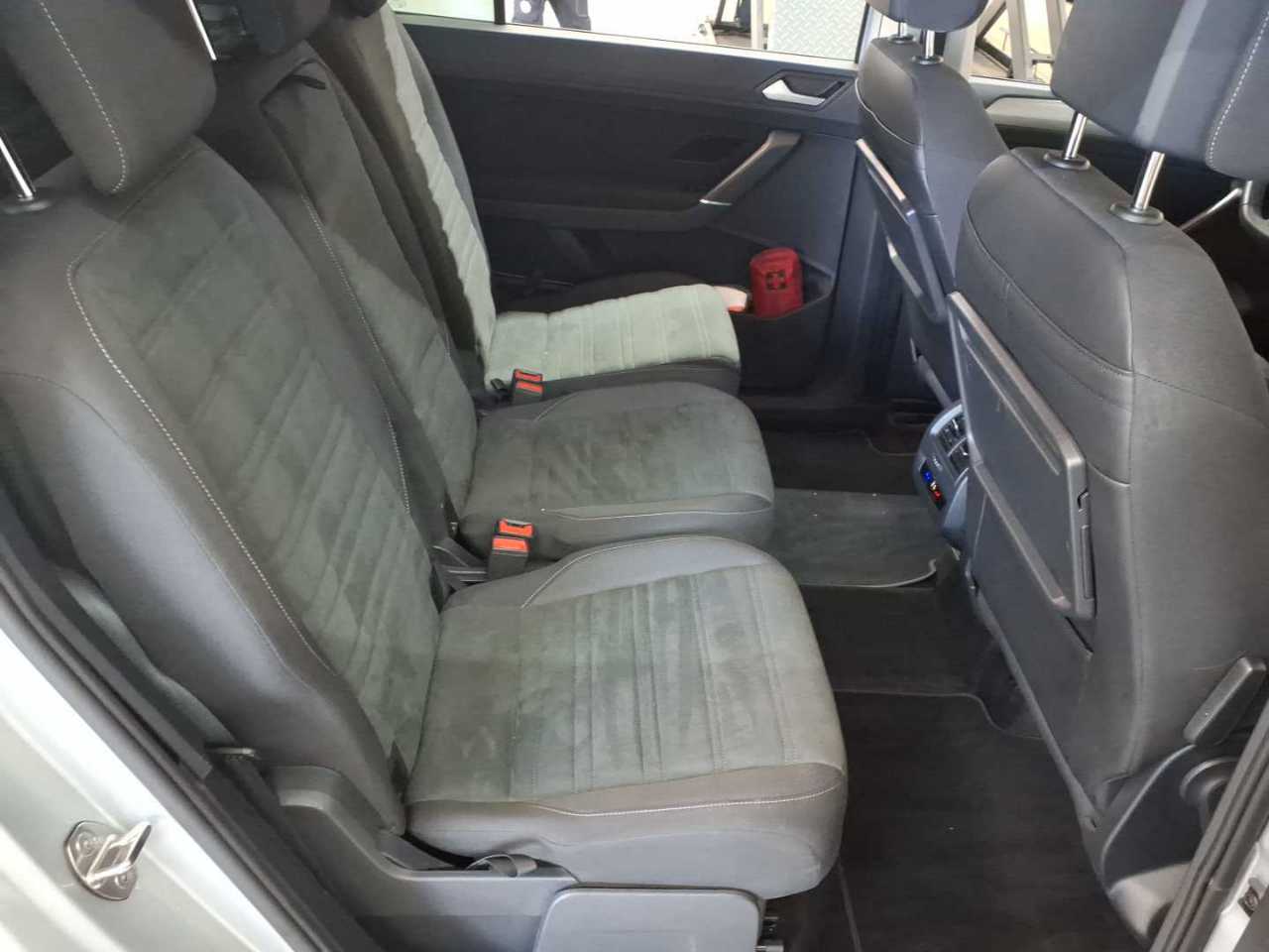 Volkswagen Touran 2.0 TDI SCR DSG Comfortline 14