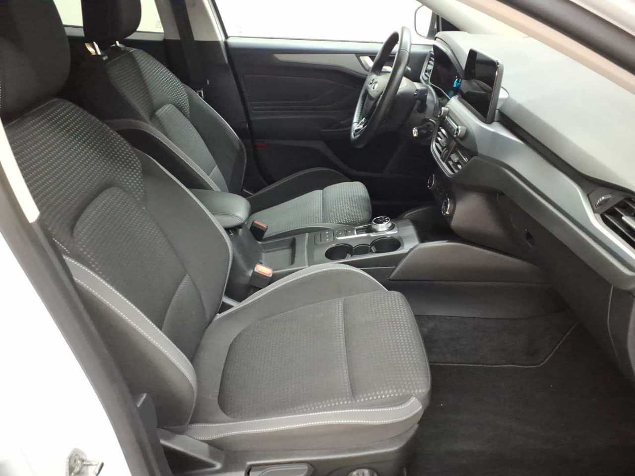 Ford Focus Turnier 1.5 EcoBlue Start-Stopp-System Aut. COOL&CONNECT 8