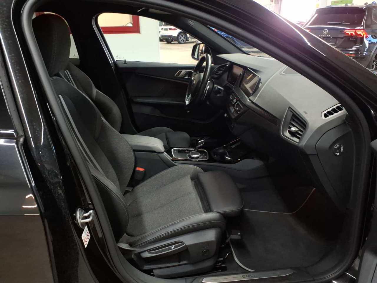 BMW 120d Aut. Sport Line 8