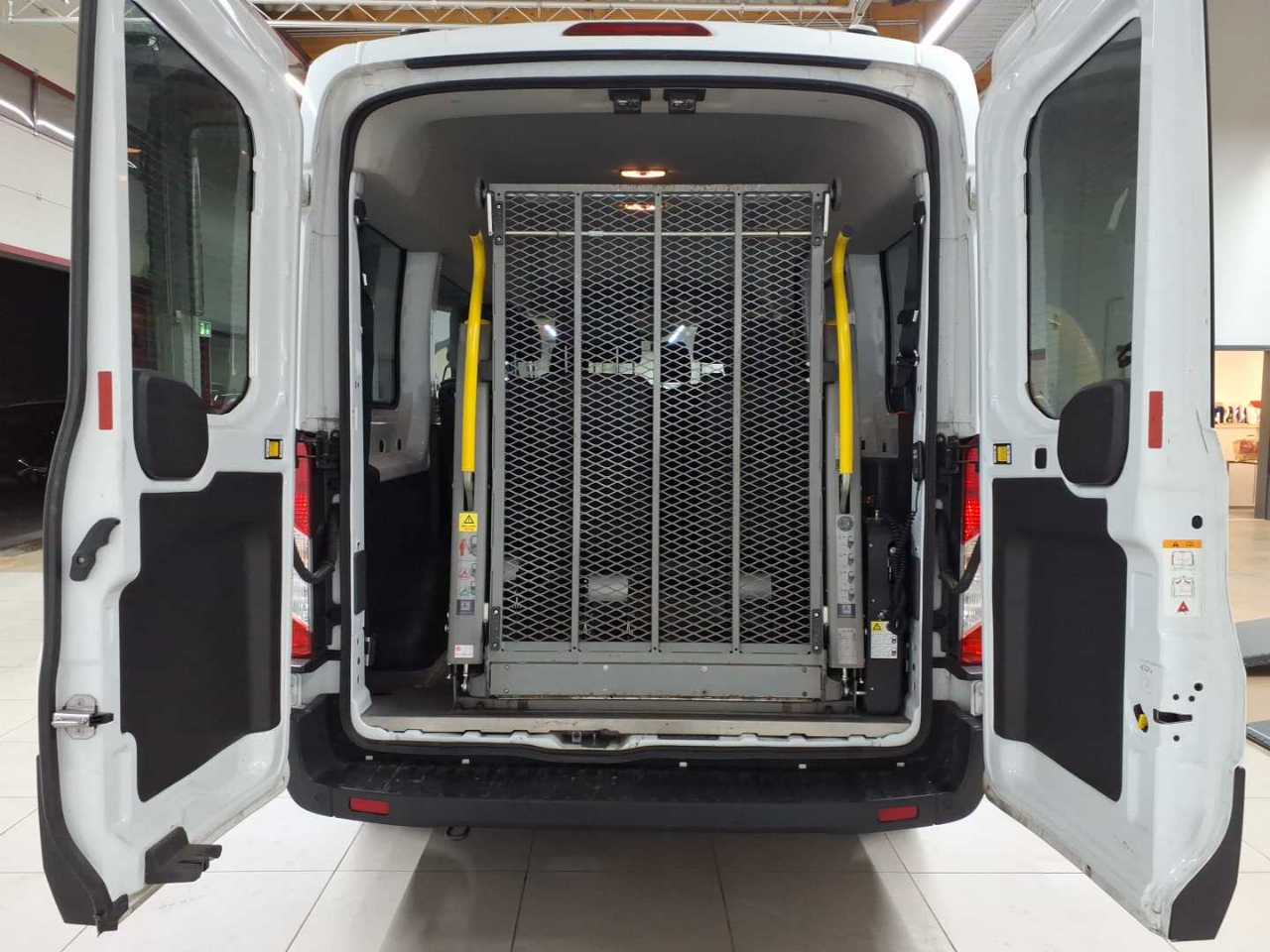 Ford Transit 350 L2H2 VA Trend 15