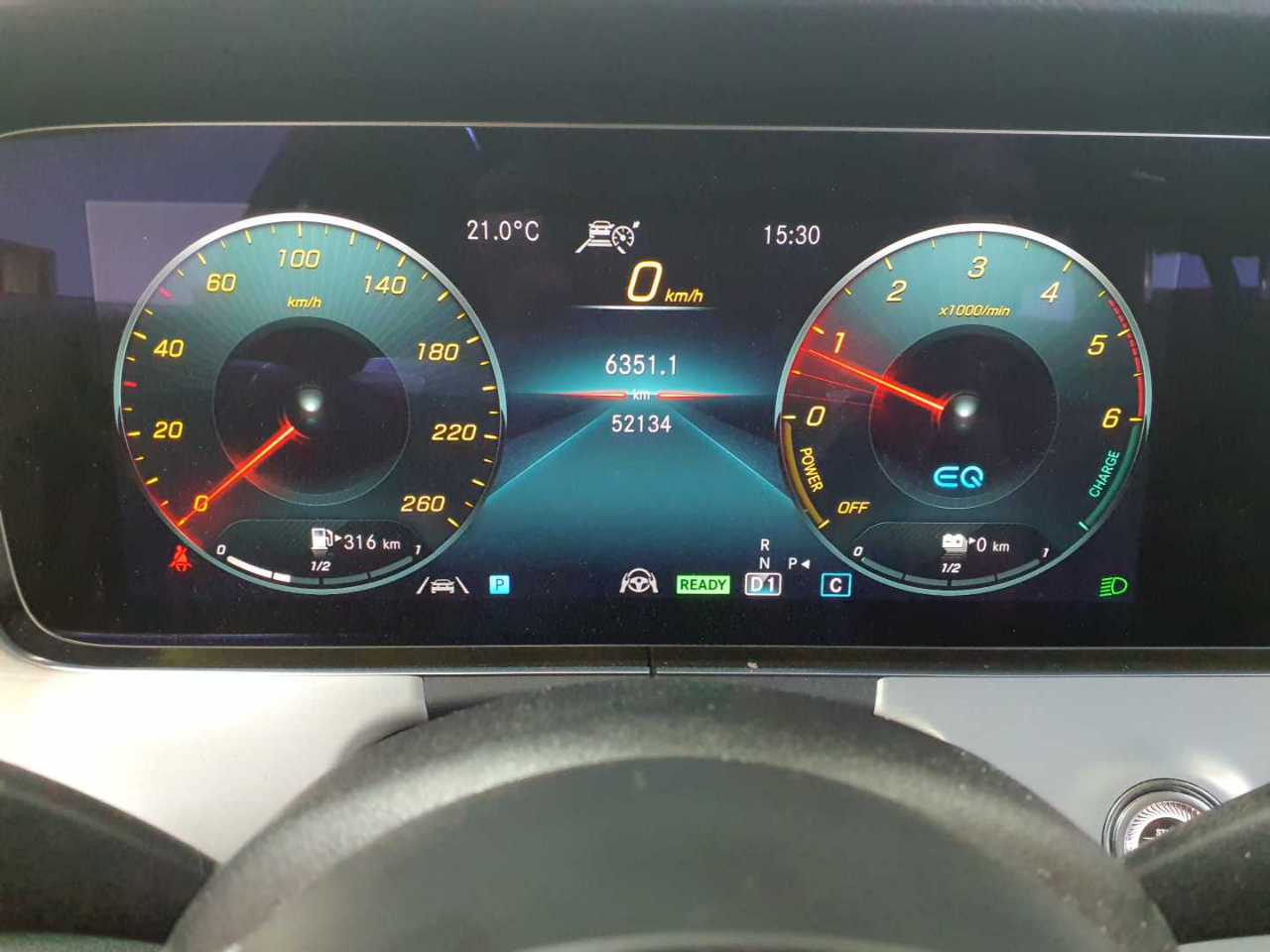 Mercedes-Benz E 300 de 4Matic T 9G-TRONIC Avantgarde 11