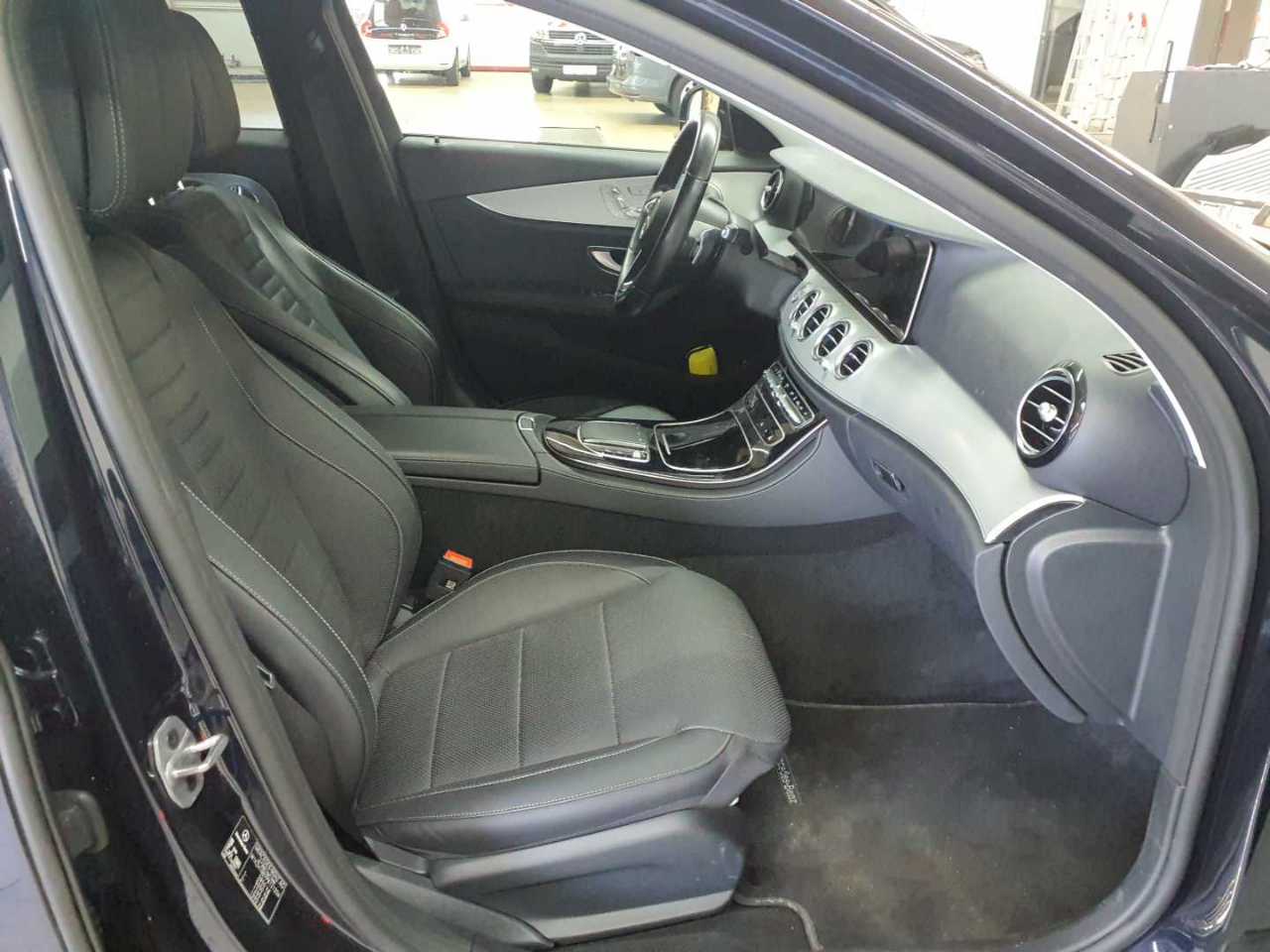 Mercedes-Benz E 300 de 4Matic T 9G-TRONIC Avantgarde 7