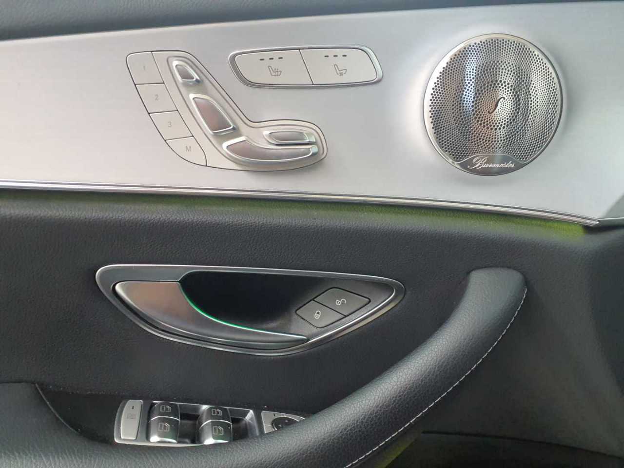 Mercedes-Benz E 300 de 4Matic T 9G-TRONIC Avantgarde 18