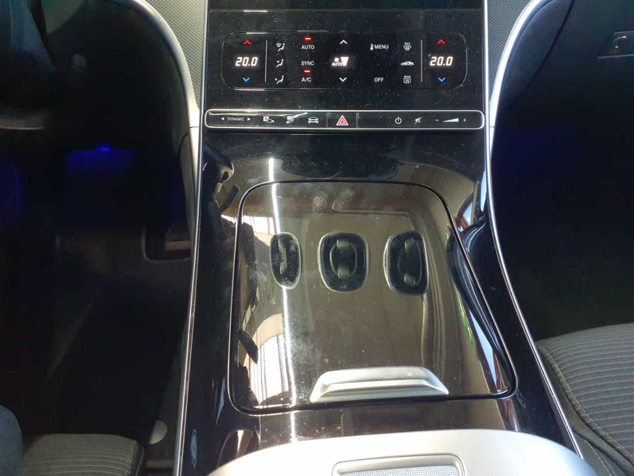 Mercedes-Benz C 300 e T 9G-TRONIC Avantgarde 10