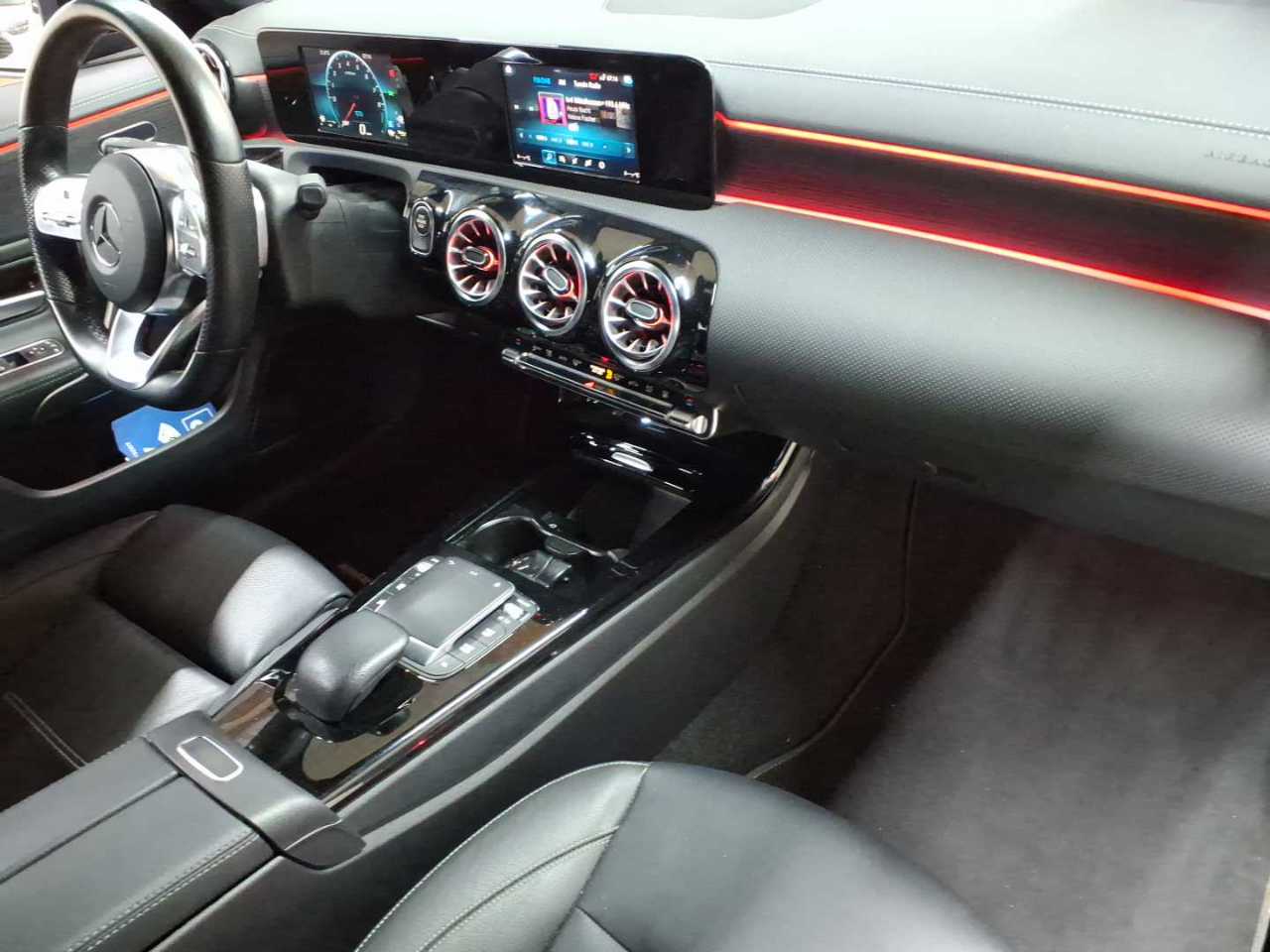 Mercedes-Benz CLA 250 e Shooting Brake 8G-DCT AMG Line 9
