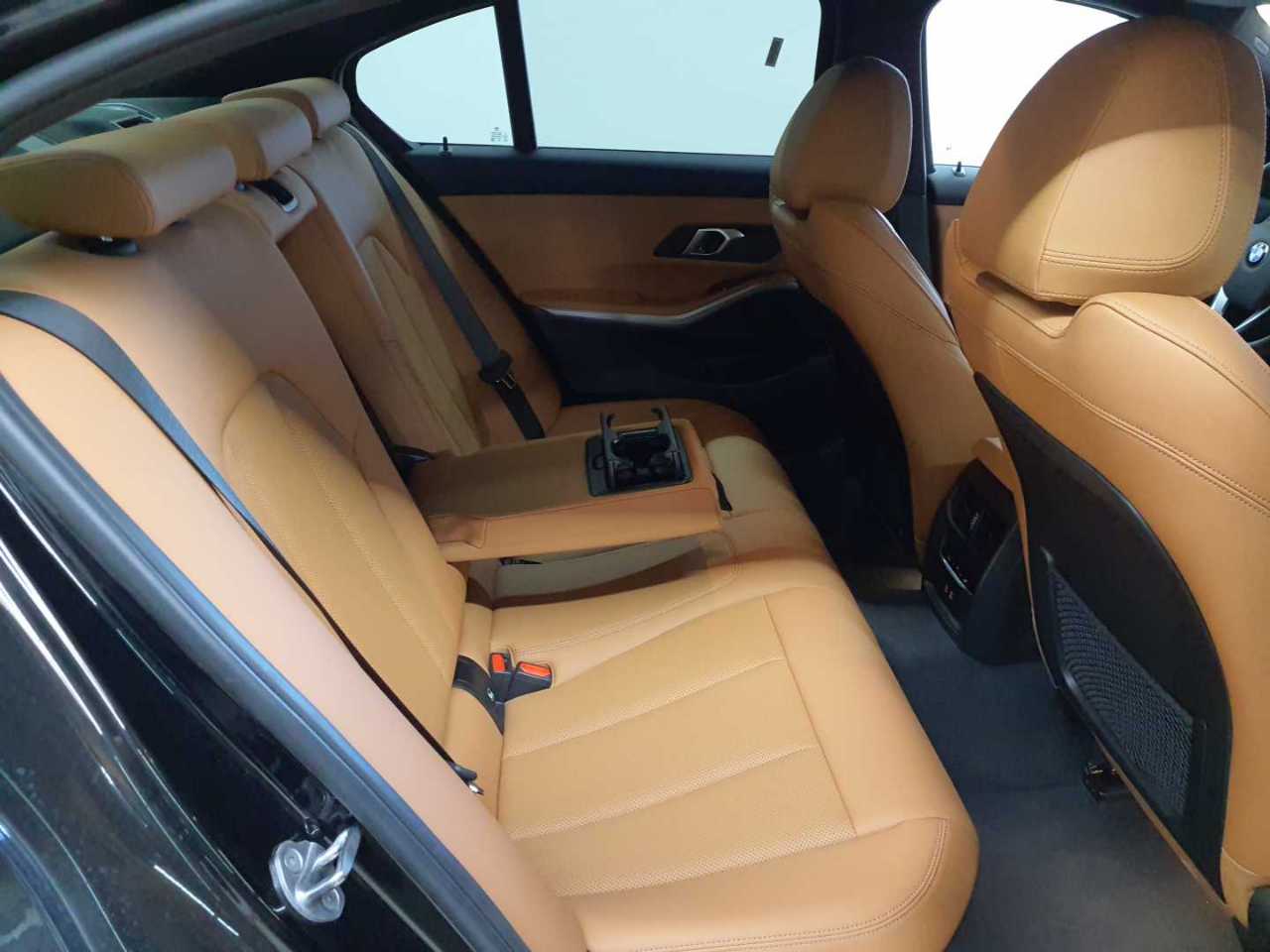 BMW 320d Aut. 13