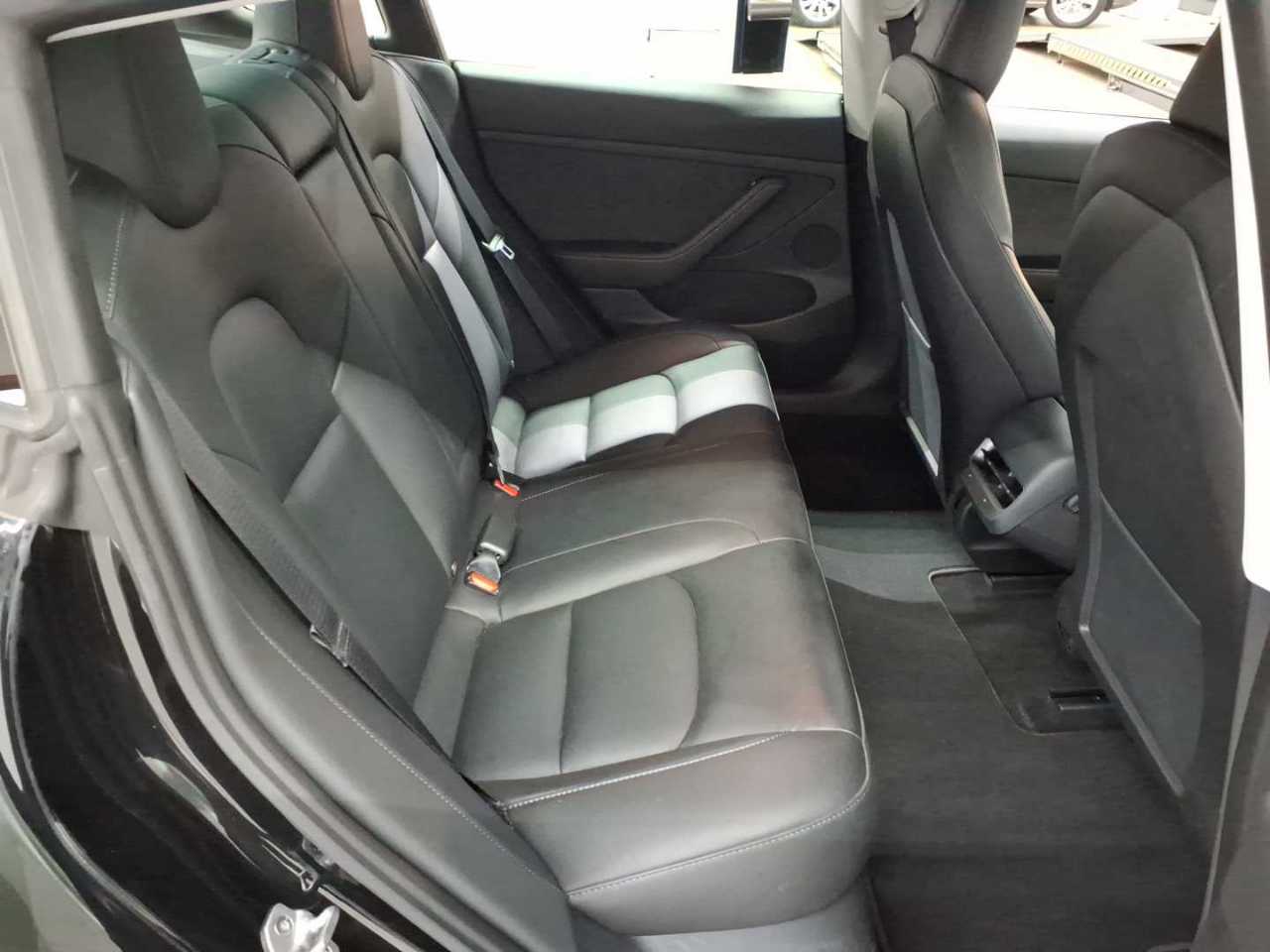 Tesla Model 3 Langstreckenbatt. Allradantrieb Dual Motor 14