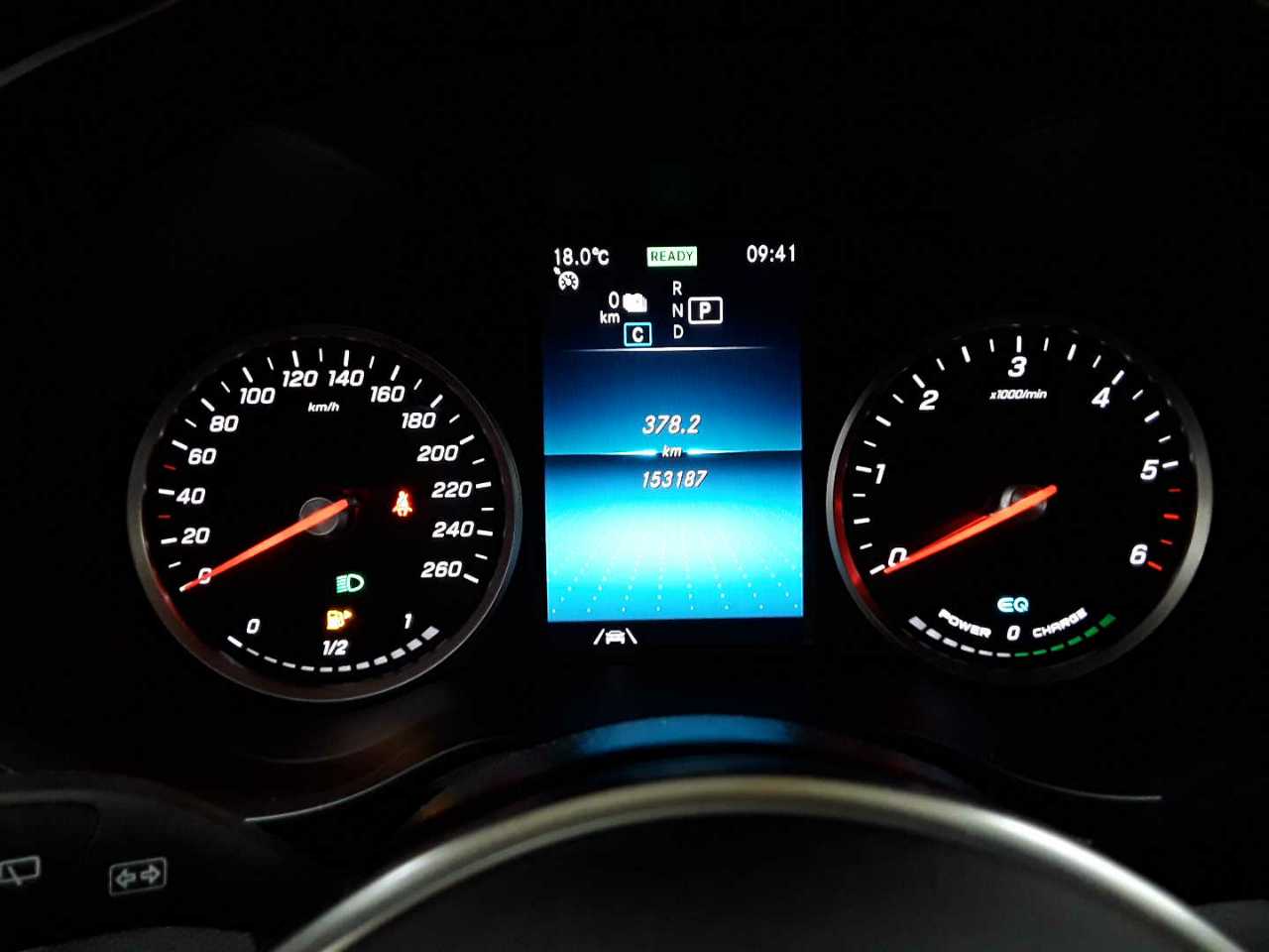 Mercedes-Benz GLC 300 de 4Matic 9G-TRONIC 11