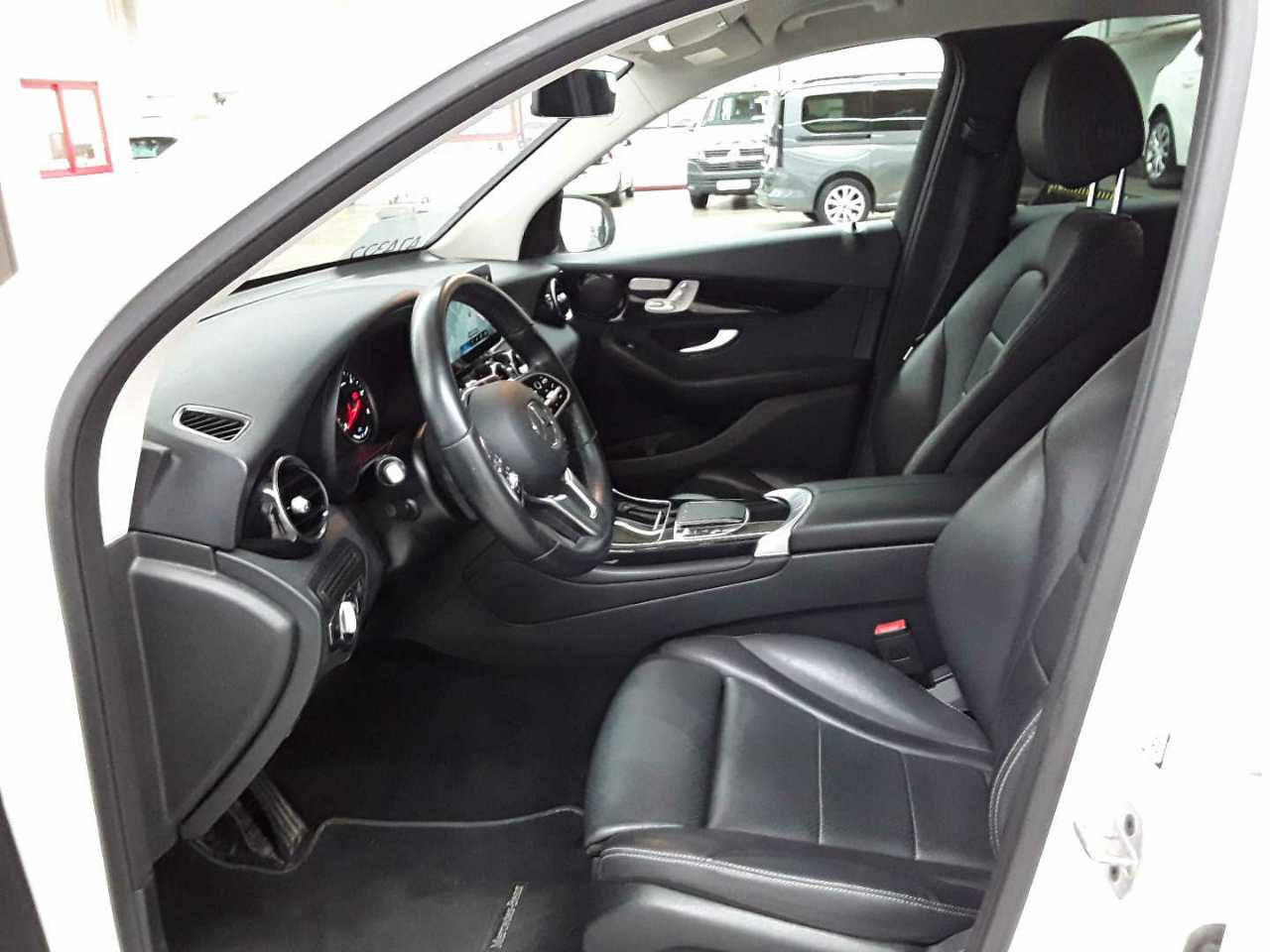 Mercedes-Benz GLC 300 de 4Matic 9G-TRONIC 7