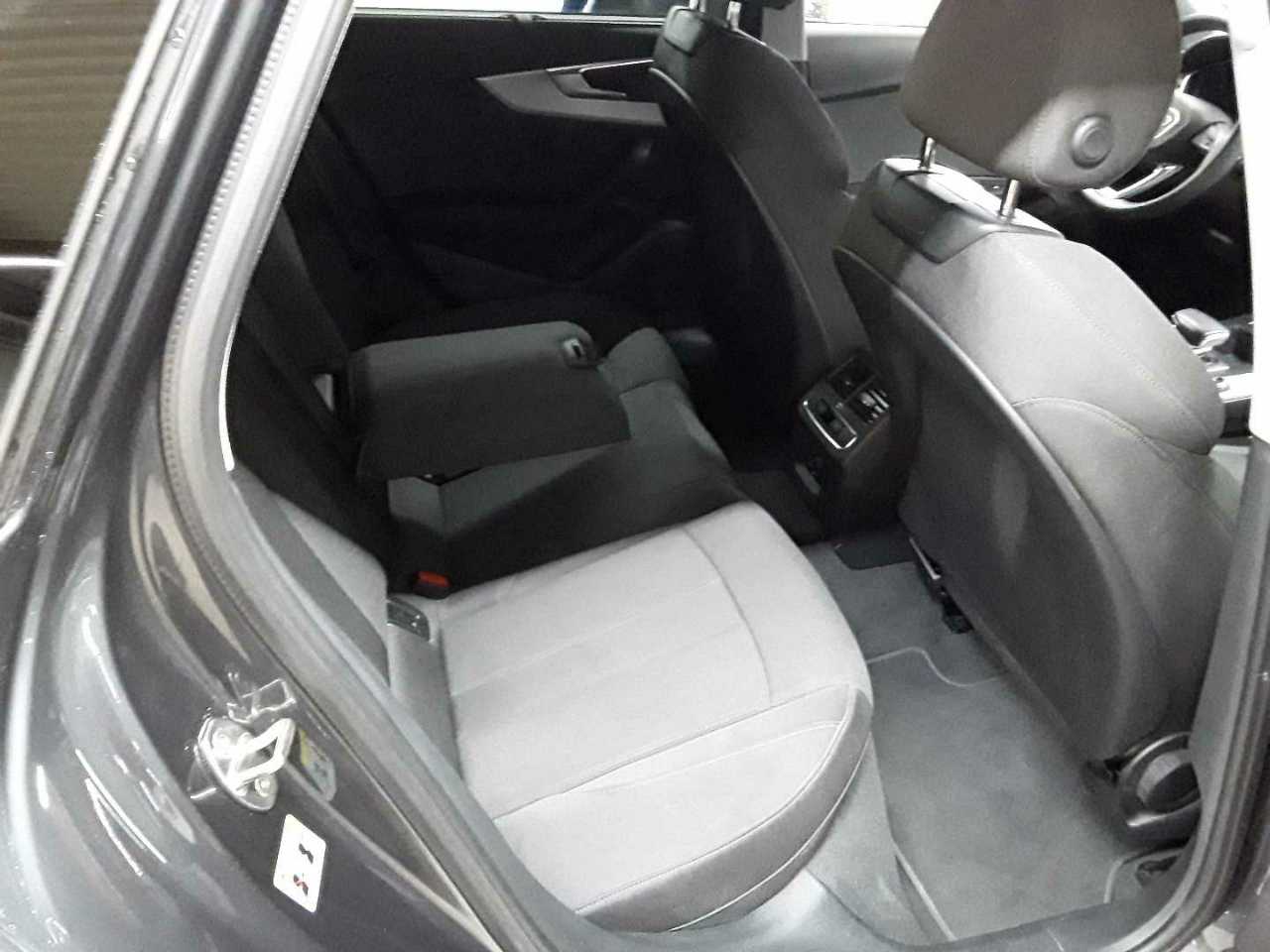 Audi A4 Avant 40 TDI quattro S tronic advanced 14