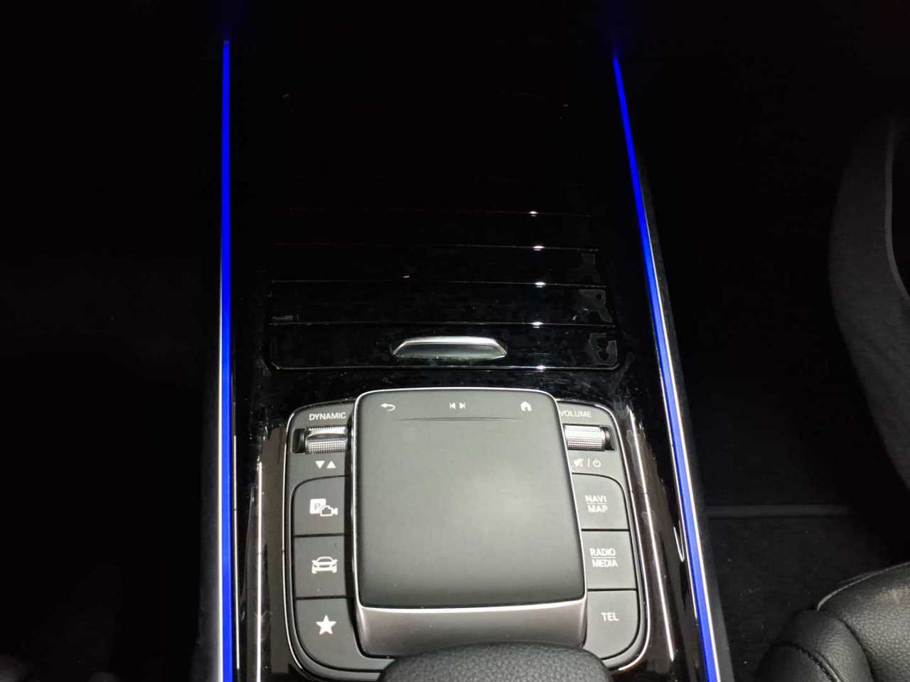 Mercedes-Benz EQB 350 4Matic Progressive 10