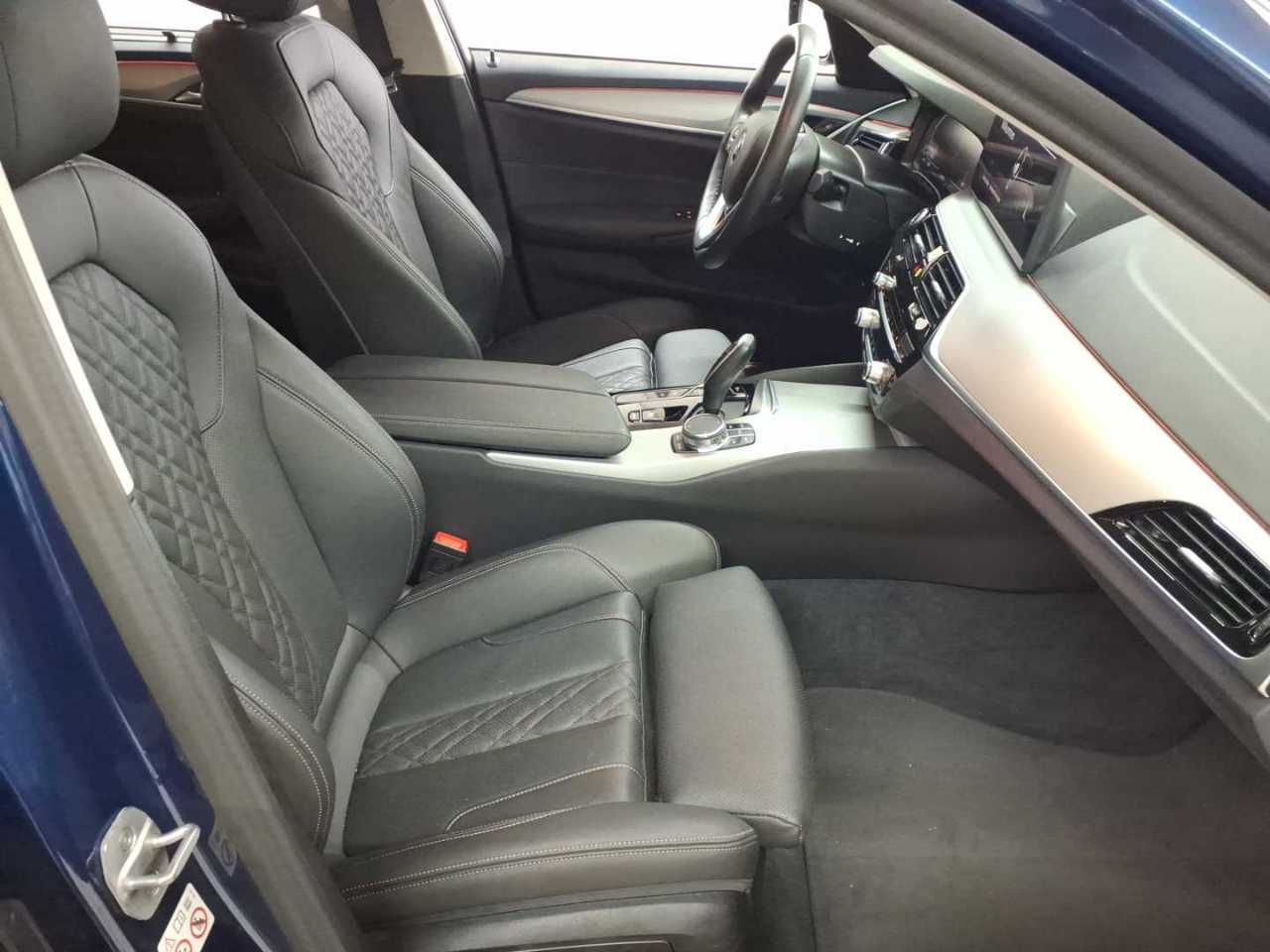 BMW 520i Touring Aut. 8