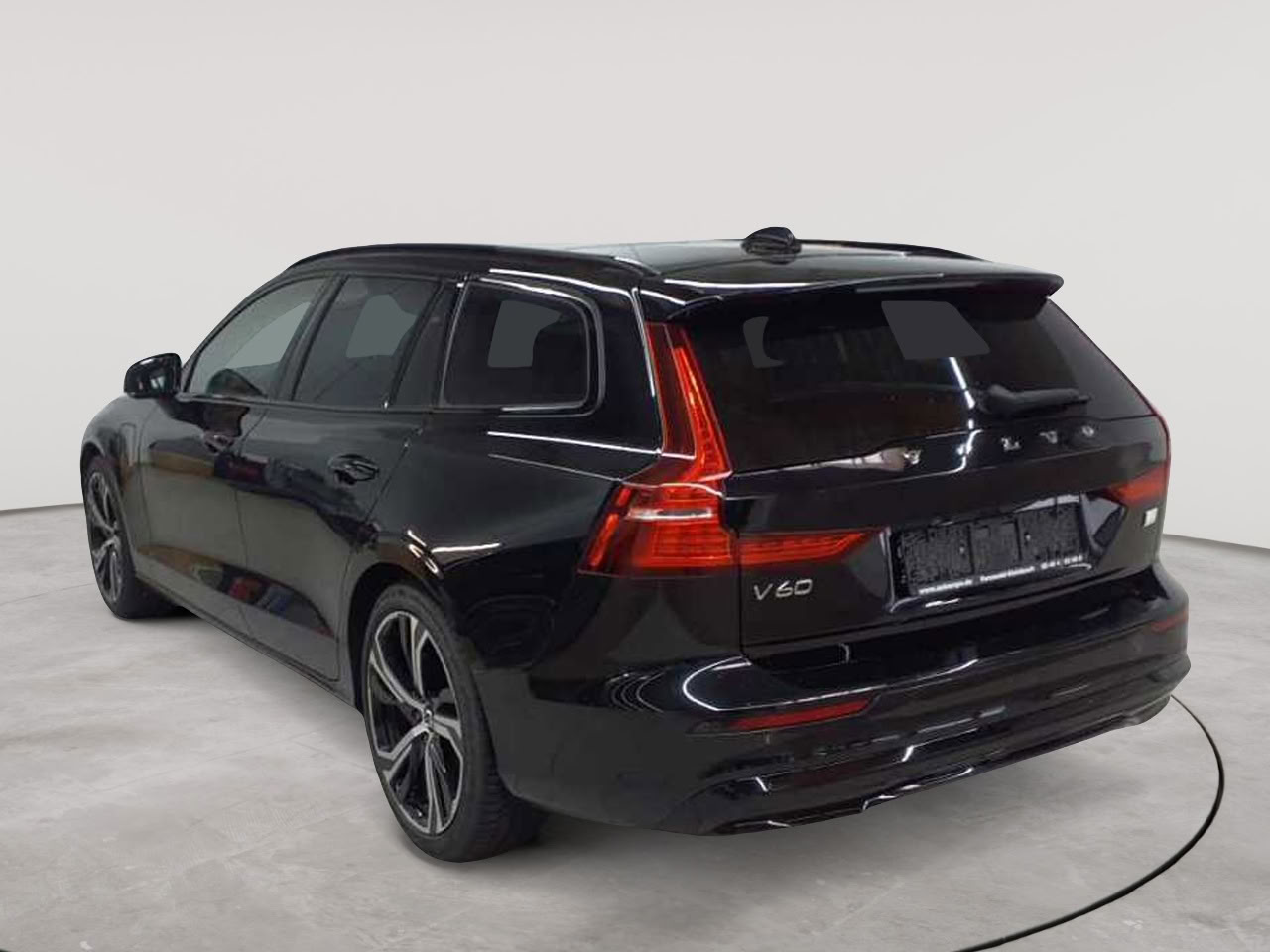 Volvo V60 T8 AWD Recharge Ultimate Dark 5