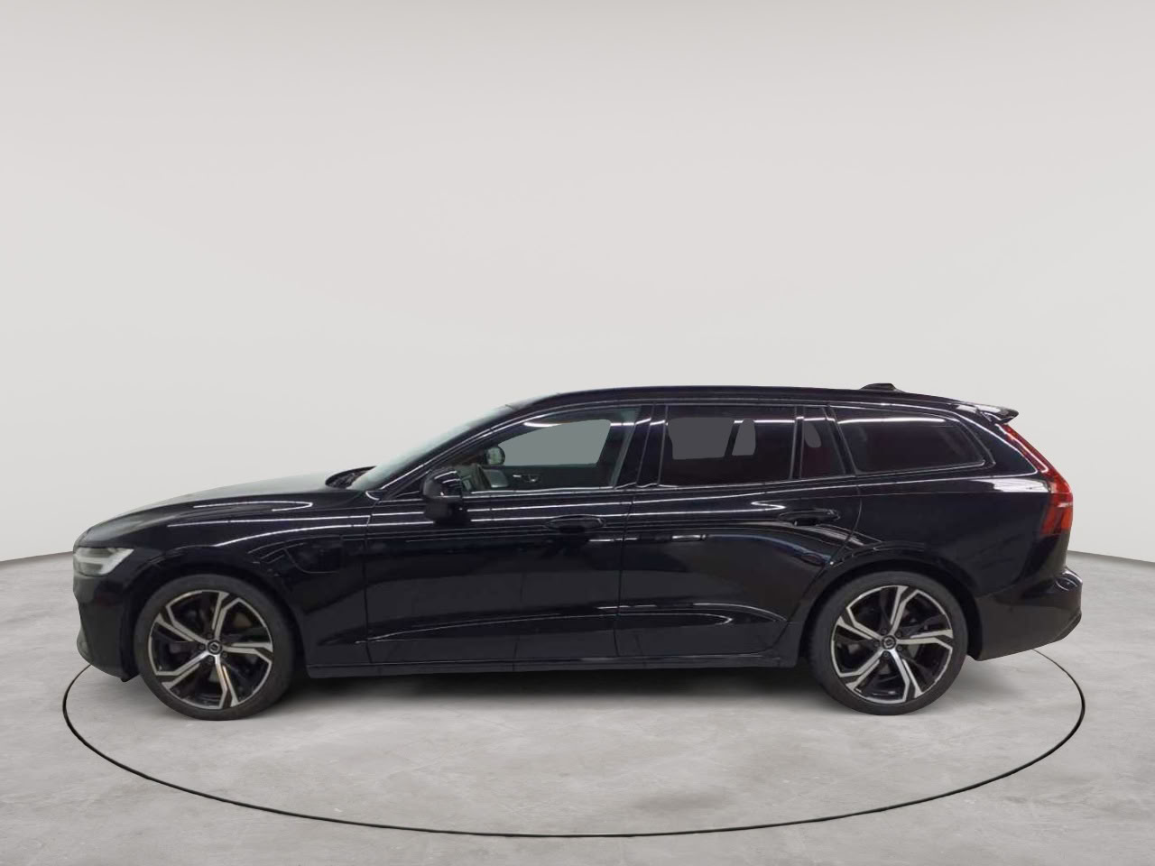 Volvo V60 T8 AWD Recharge Ultimate Dark 6