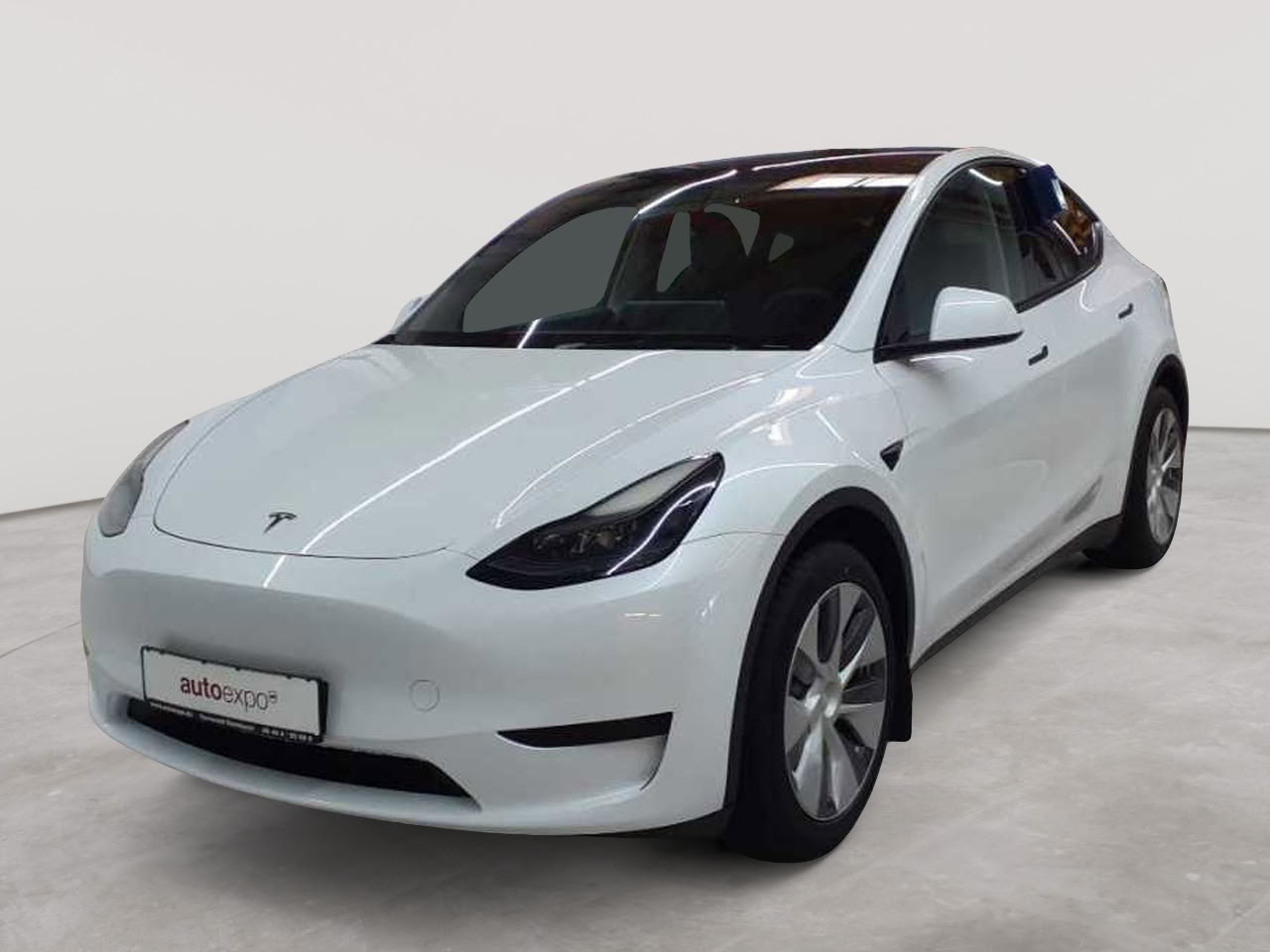 Tesla Model Y RWD 2