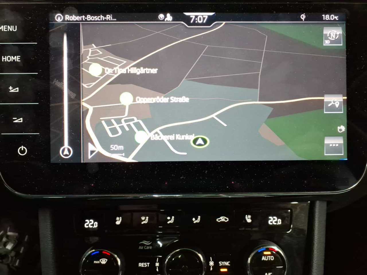 Skoda Superb Combi 2.0 TDI DSG Premium Edition 12