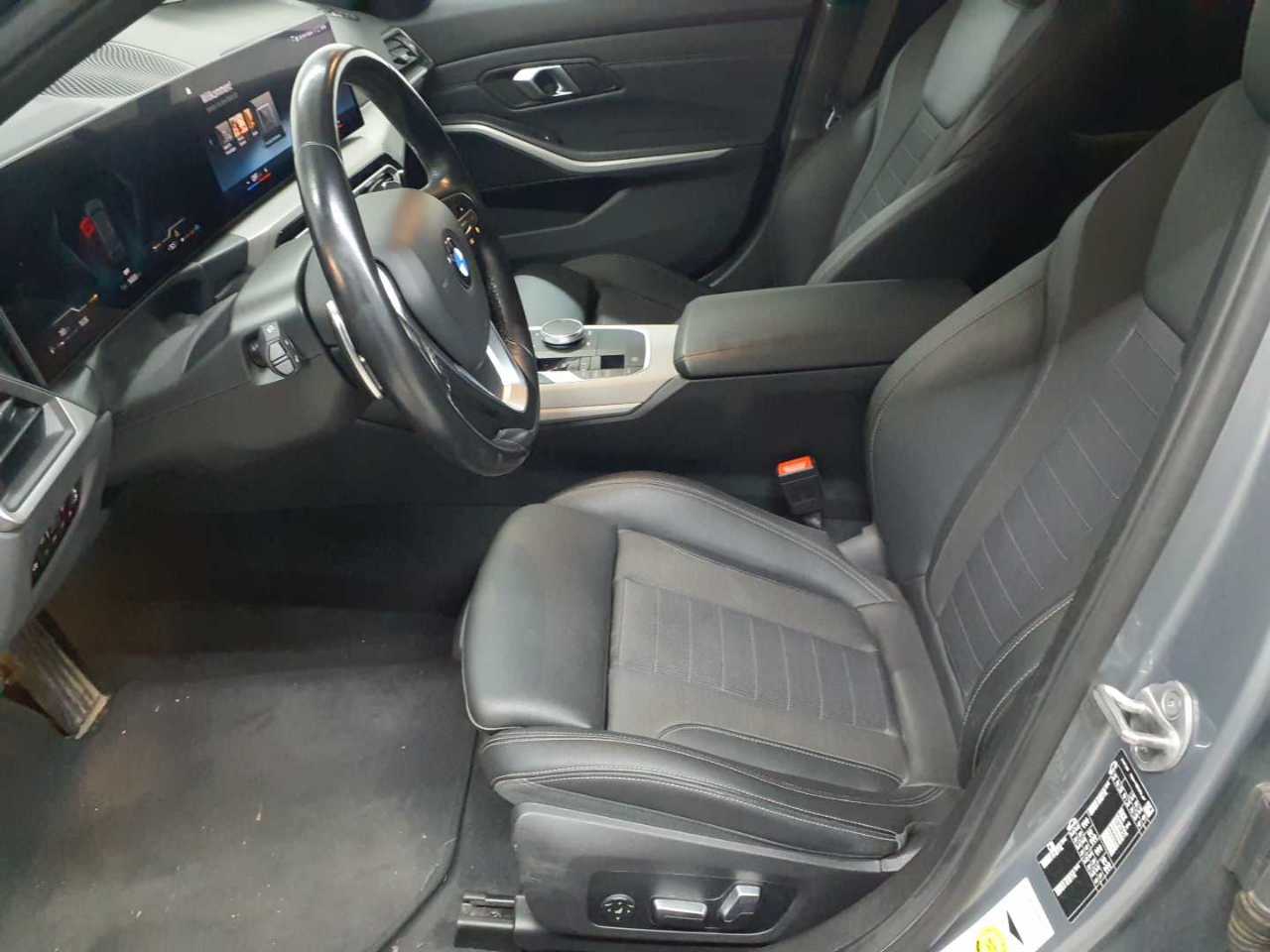 BMW 320d Touring Aut. 8