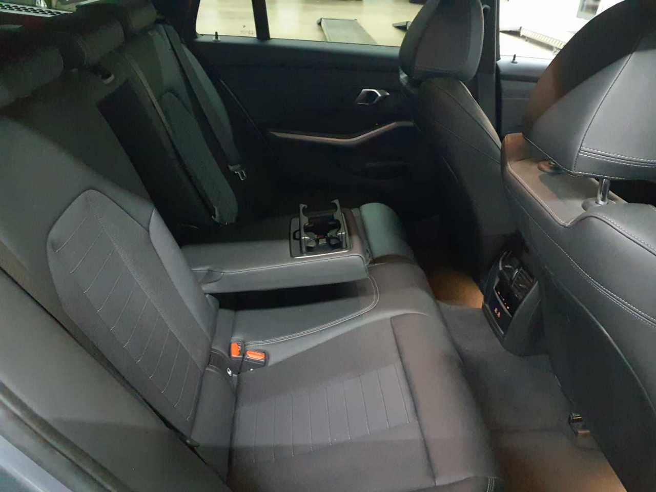 BMW 320d Touring Aut. 13